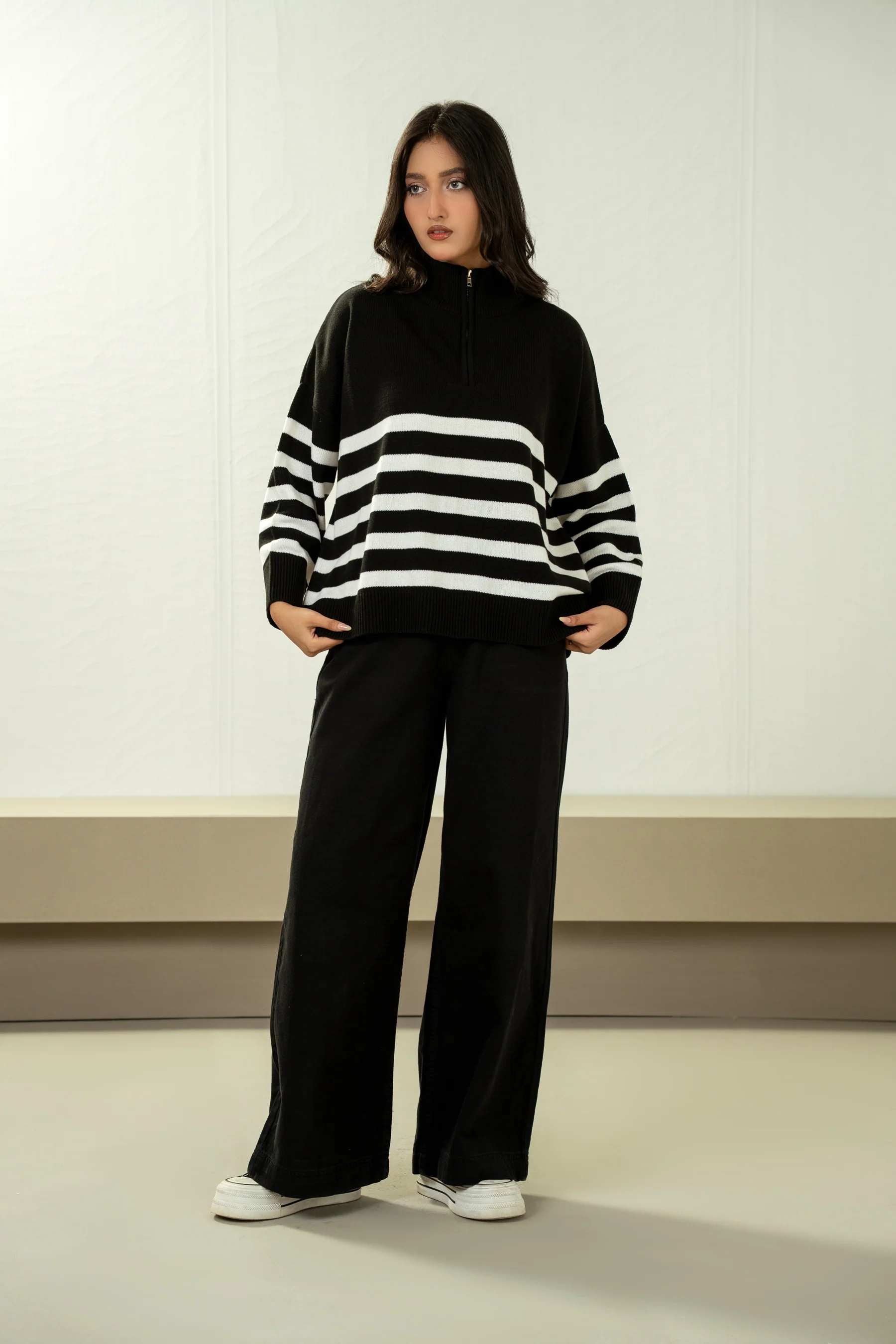 STYLIZED PULLOVER SWEATER - Image 5
