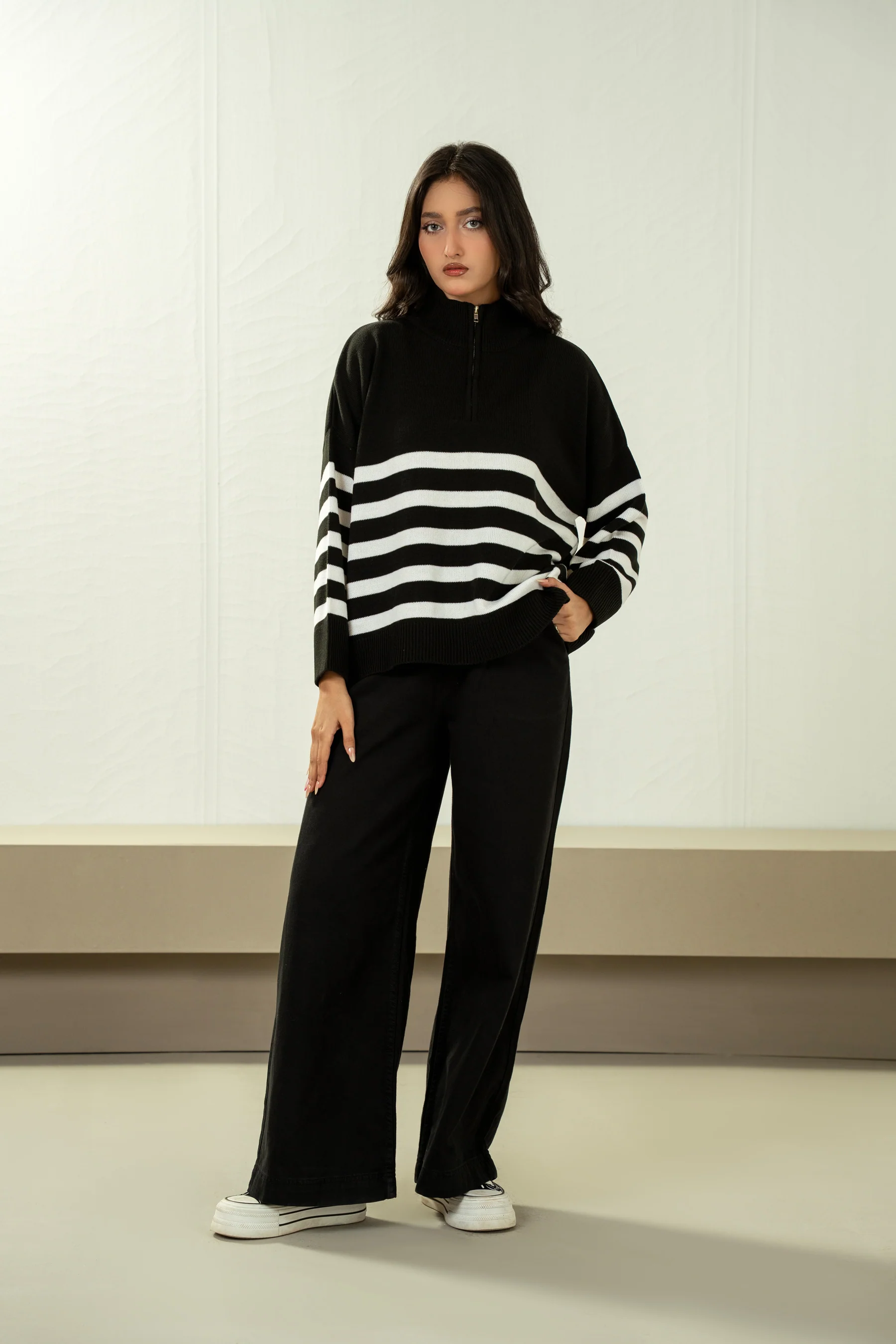 STYLIZED PULLOVER SWEATER - Image 6