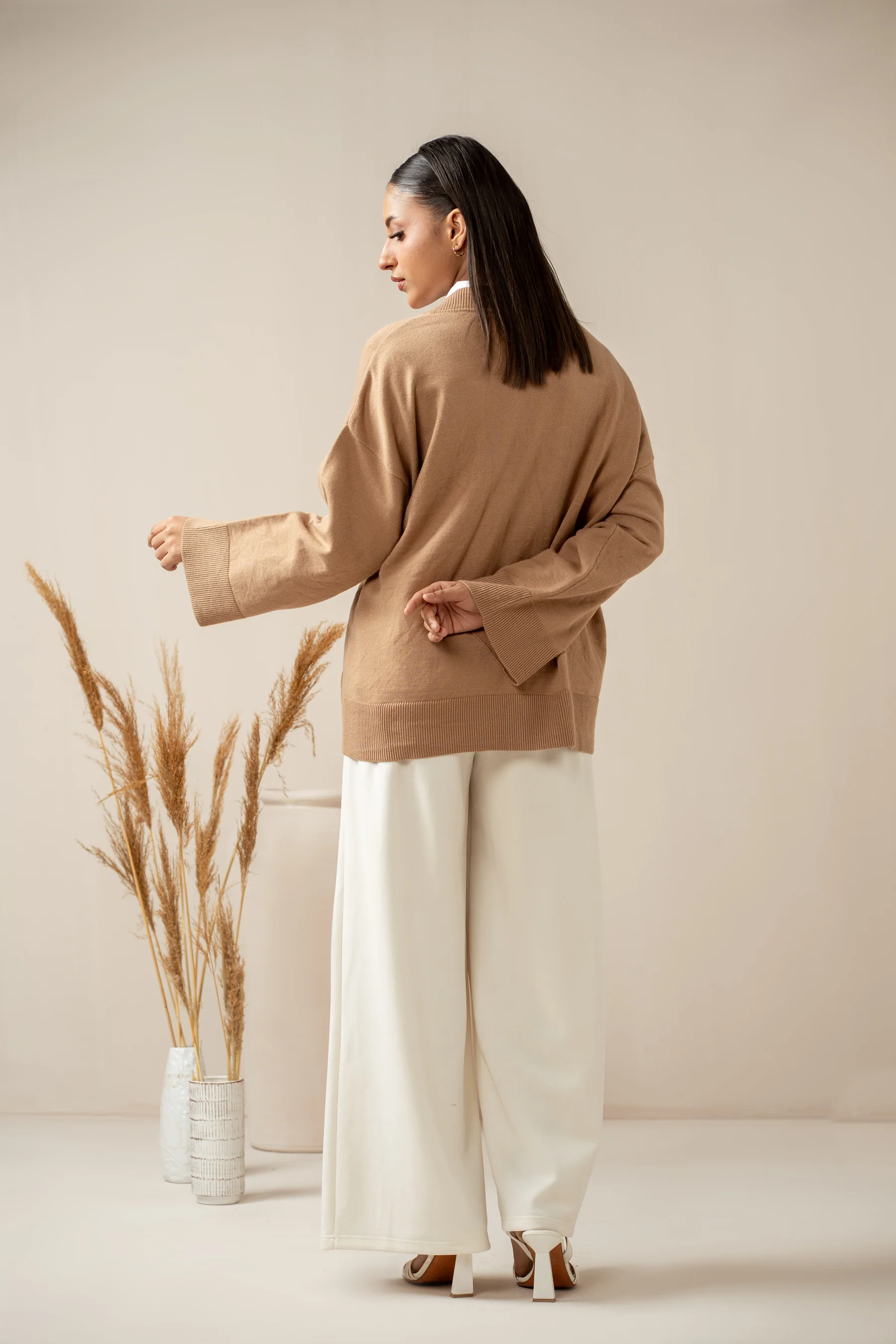 STYLIZED PULLOVER SWEATER - Image 3