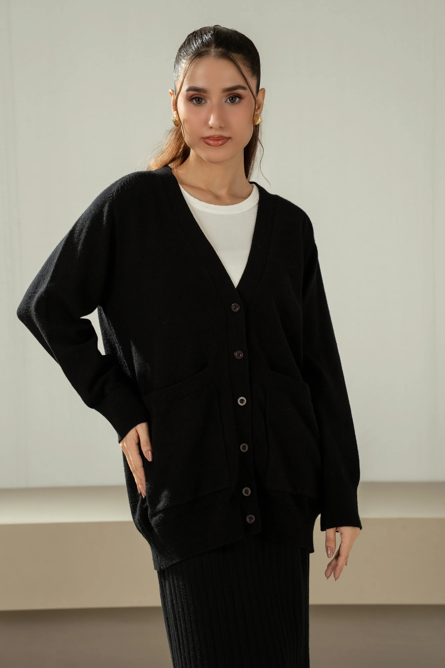 STYLIZED TRADITIONAL BUTTON DOWN - Image 5