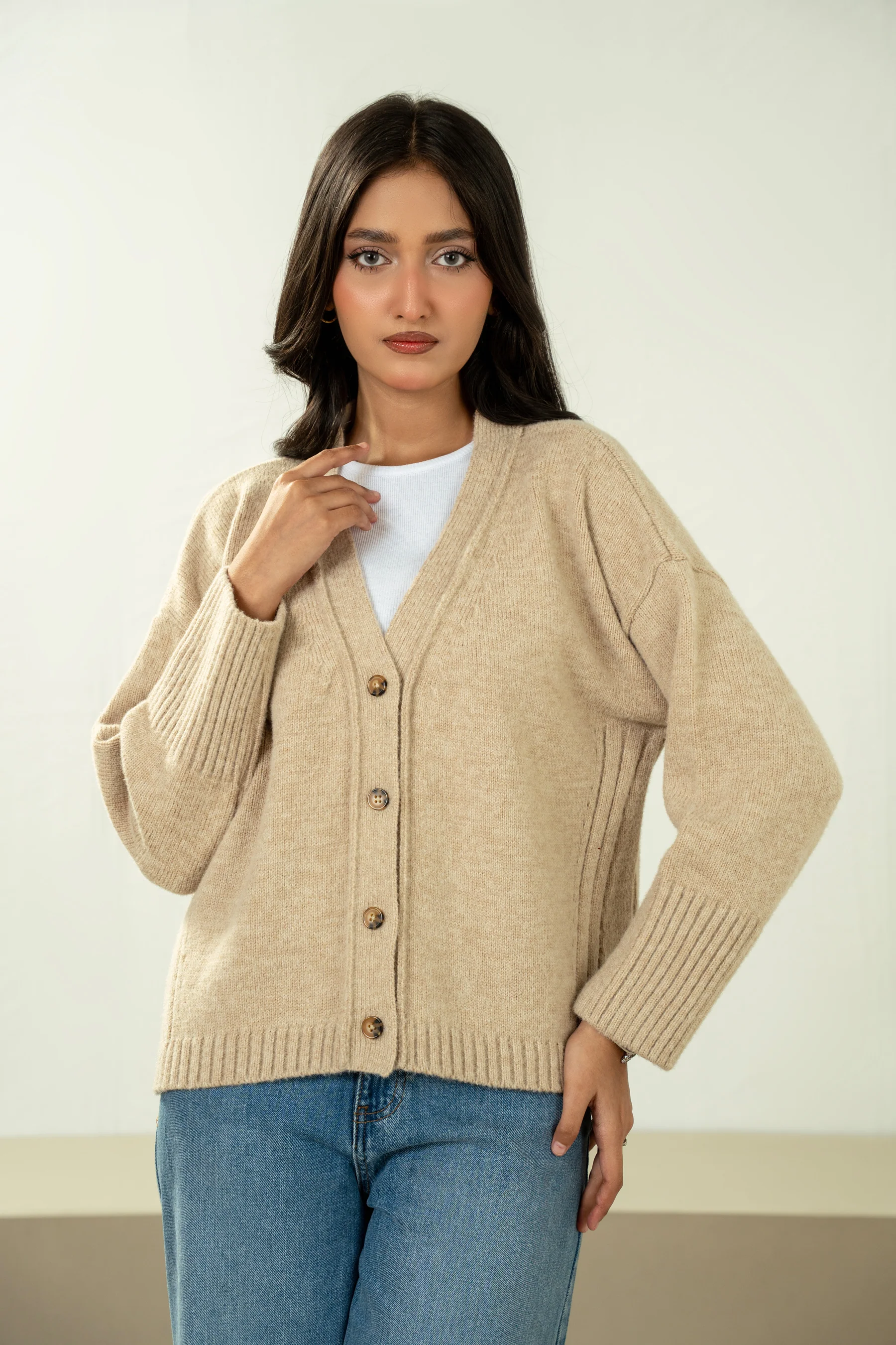 STYLIZED TRADITIONAL BUTTON DOWN - Image 5