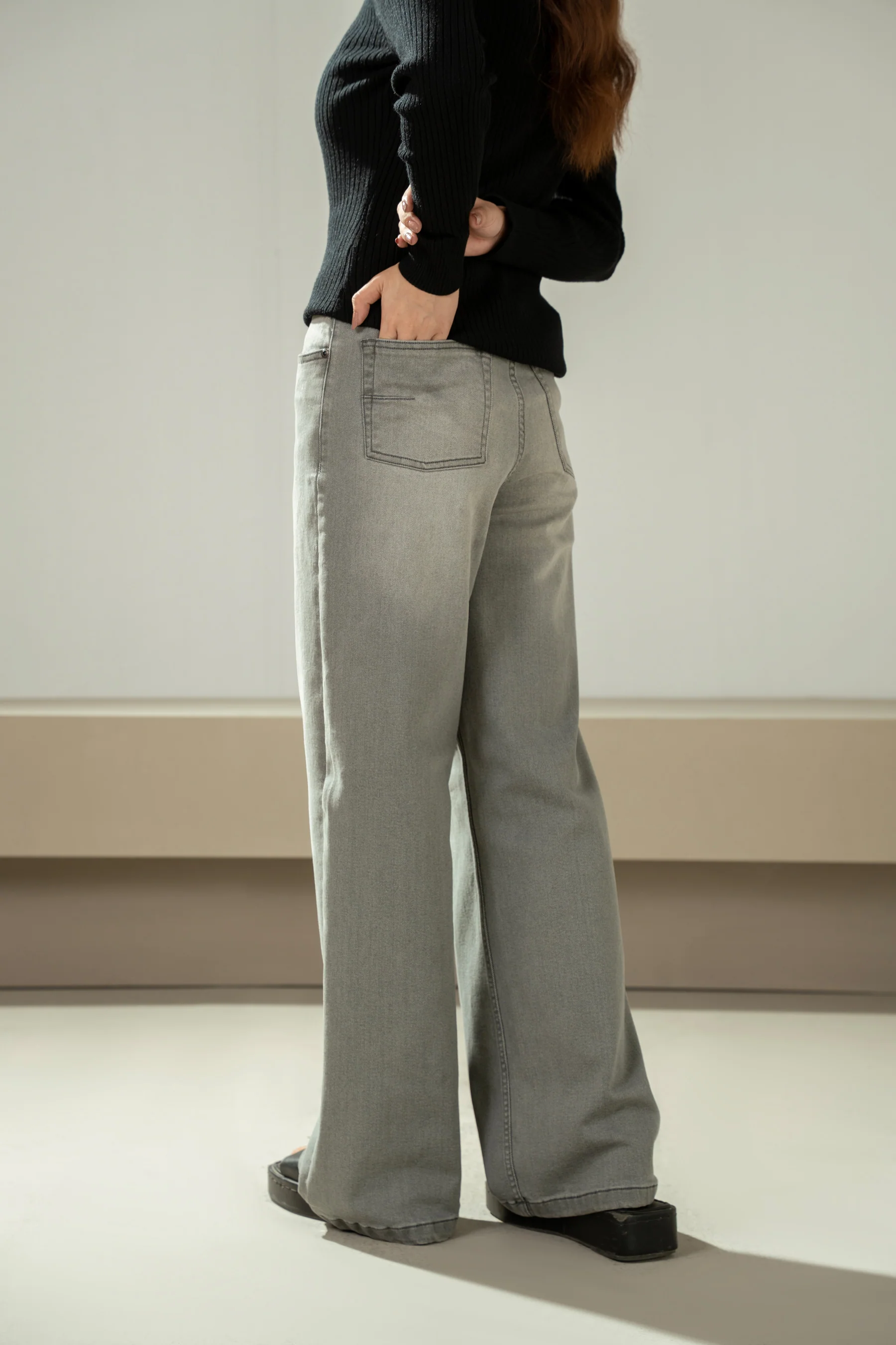 FLARE JEANS - Image 3
