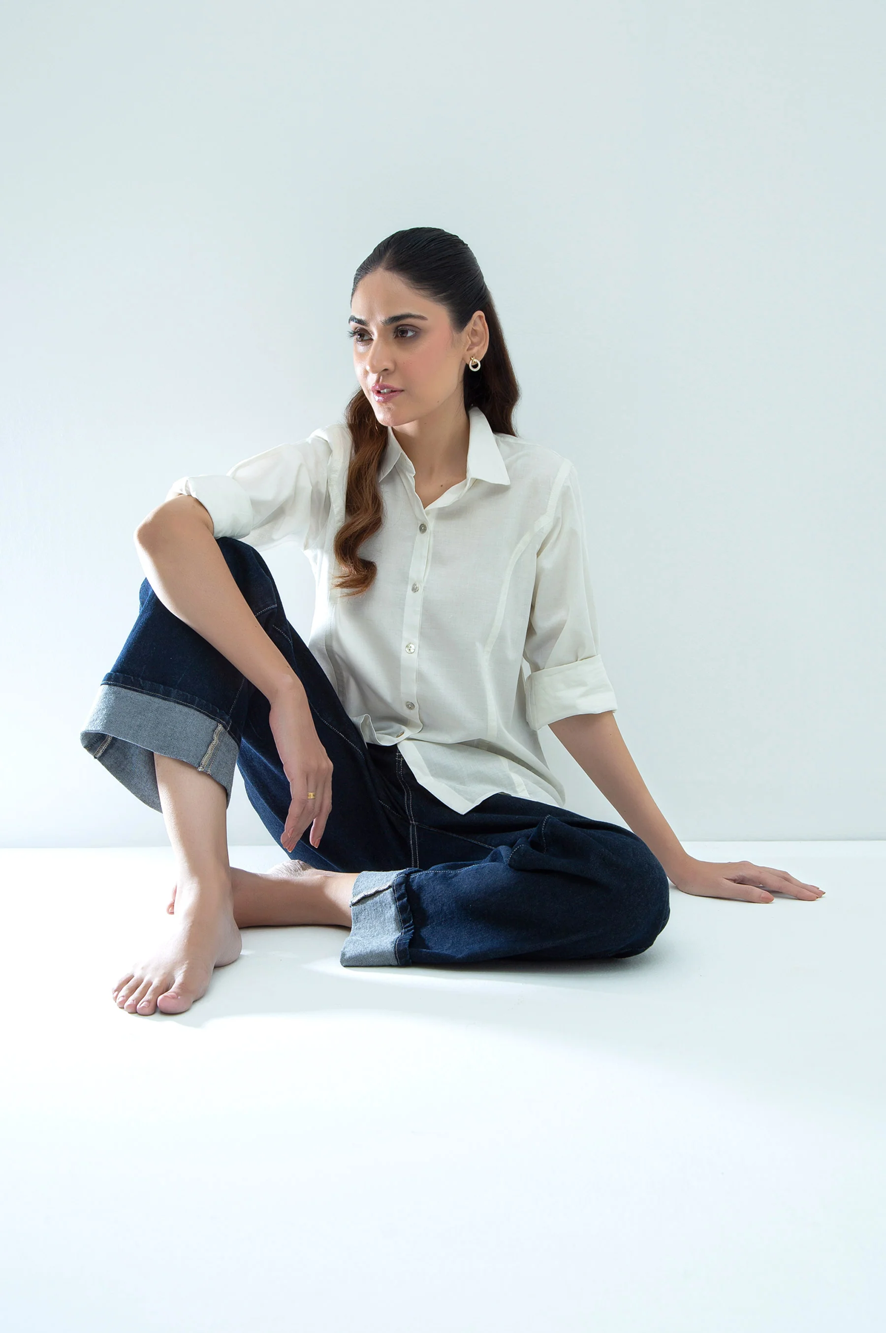 Stylized Folded Straight Fit Jeans - Image 3