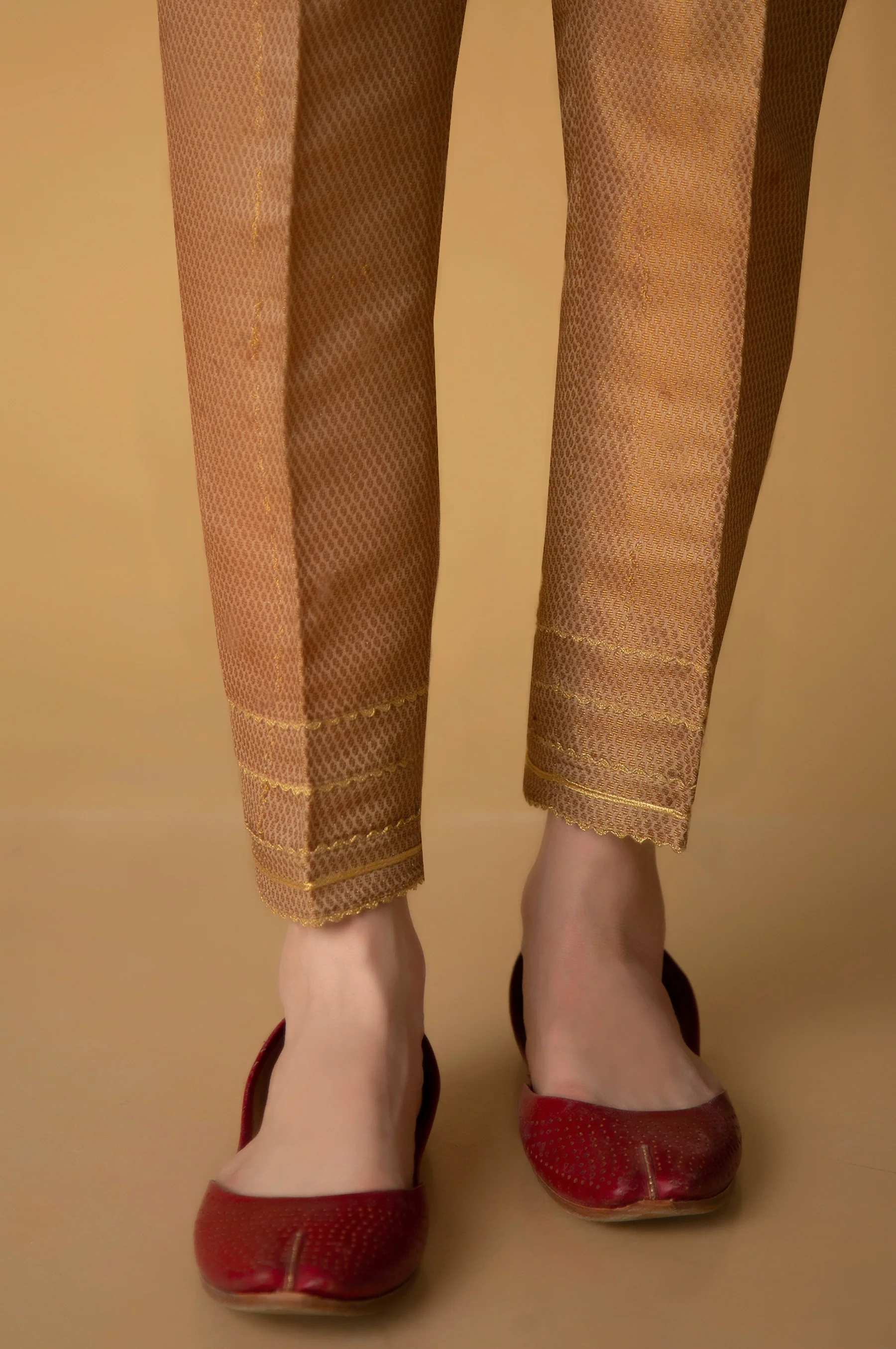 Embellished Jamawar Ciggarette Pant - Image 2