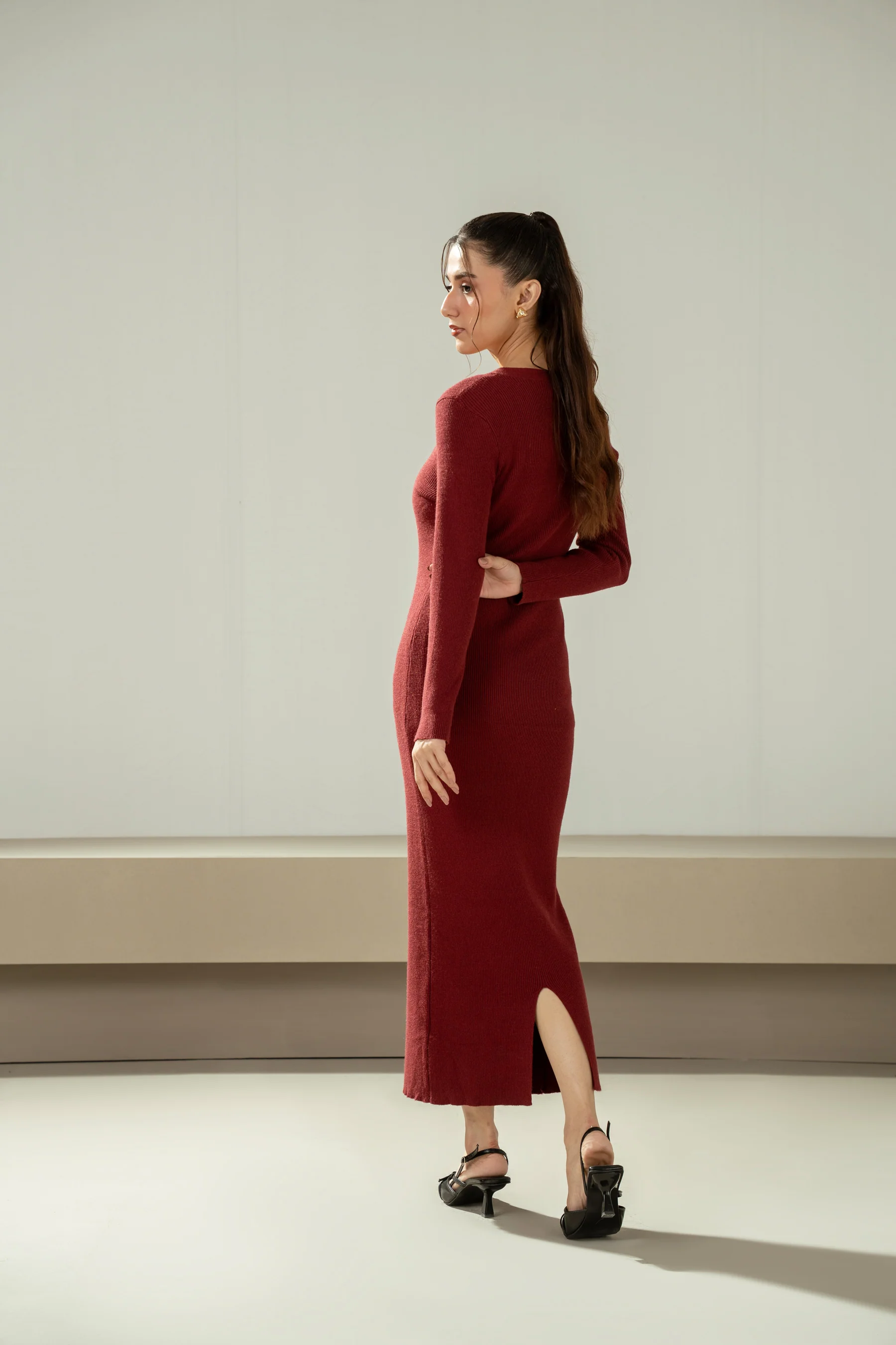 STYLIZED YARN DYED DRESS - Image 6