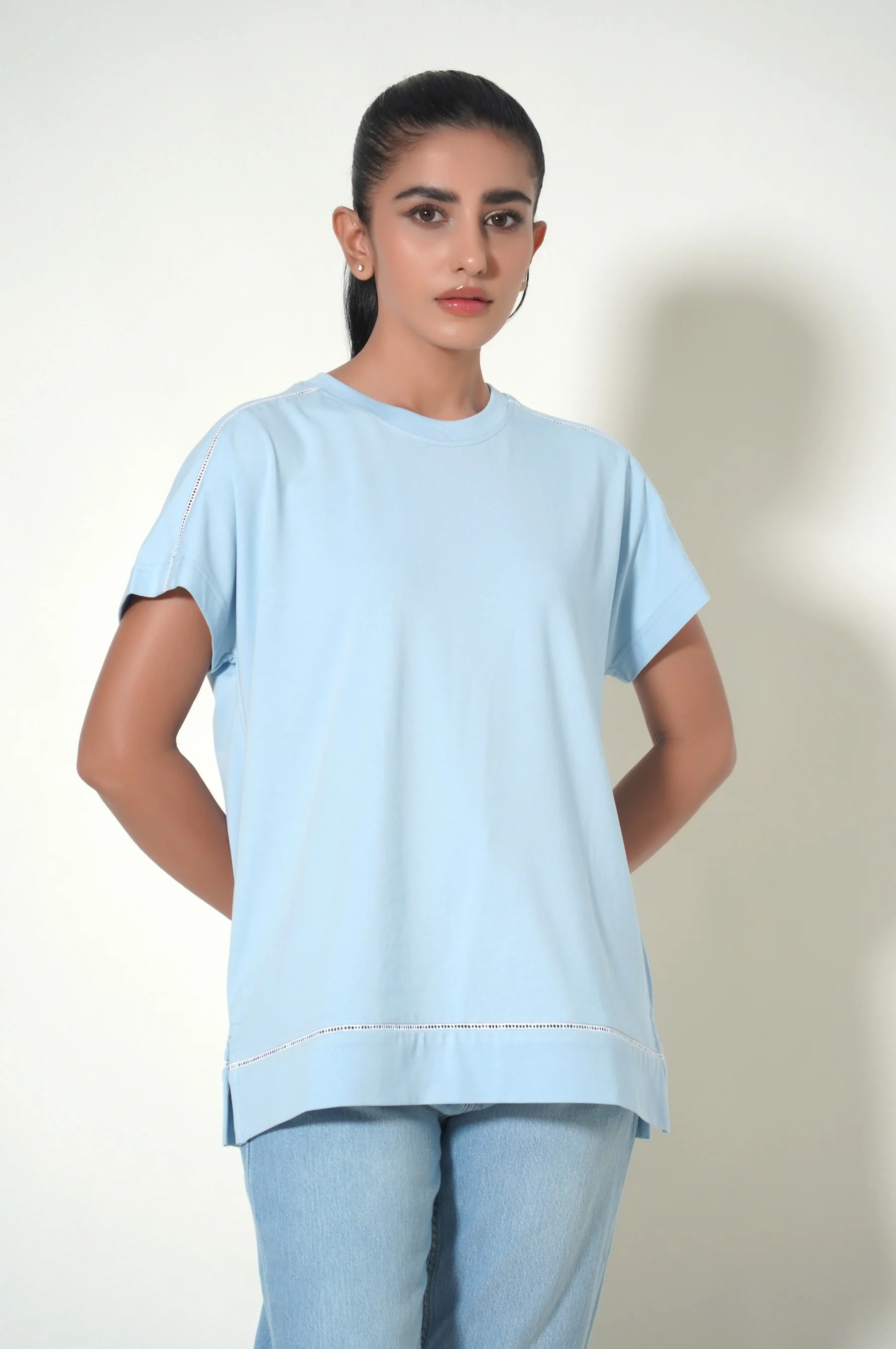 SOLID TEE