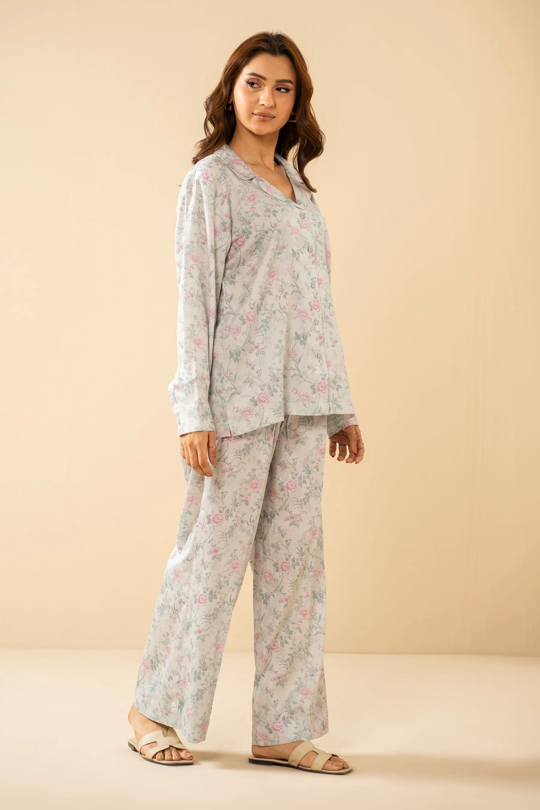 LOUNGEWEAR SET - Image 4