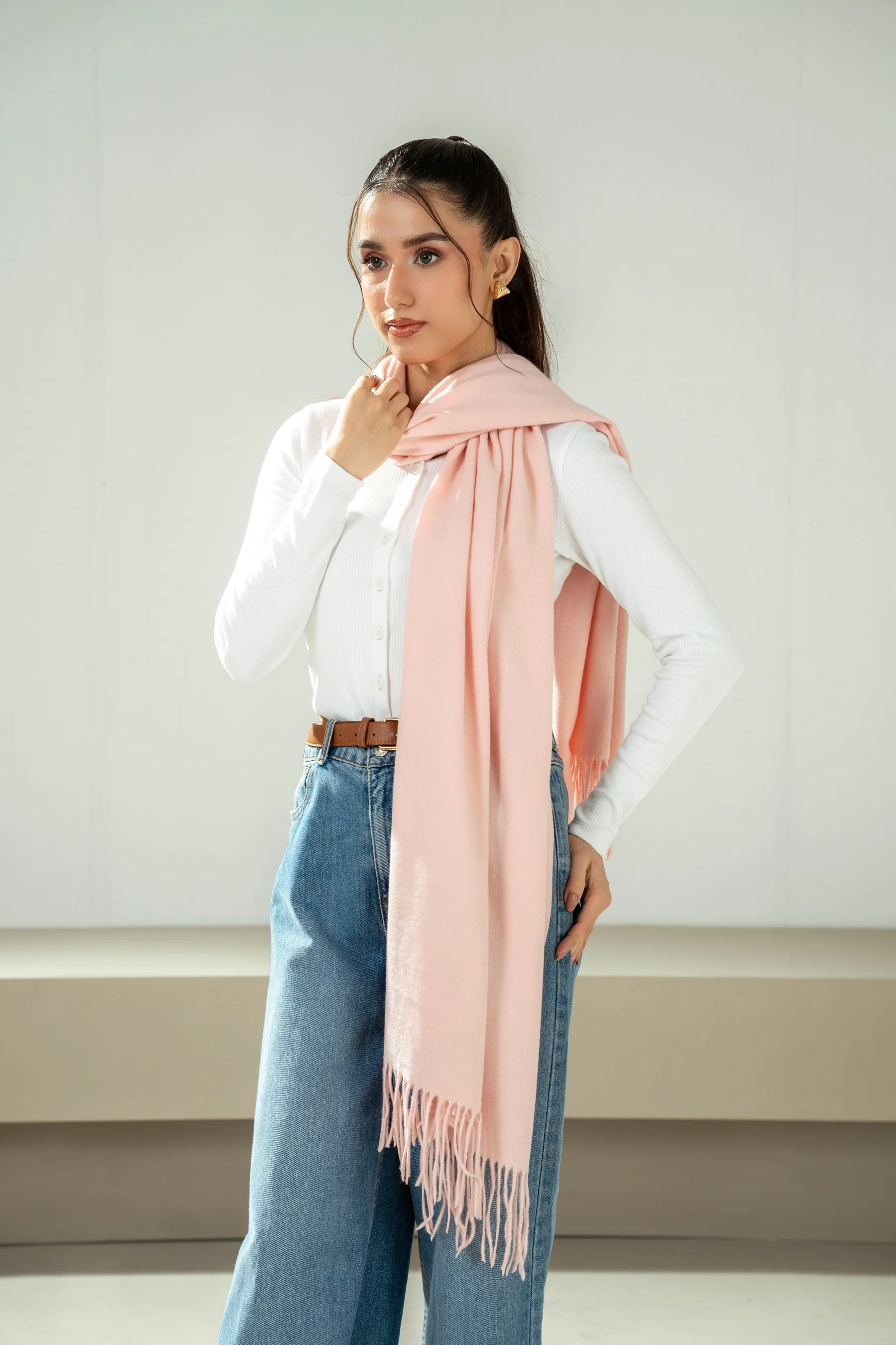 YARN DYED MUFFLER - Image 3