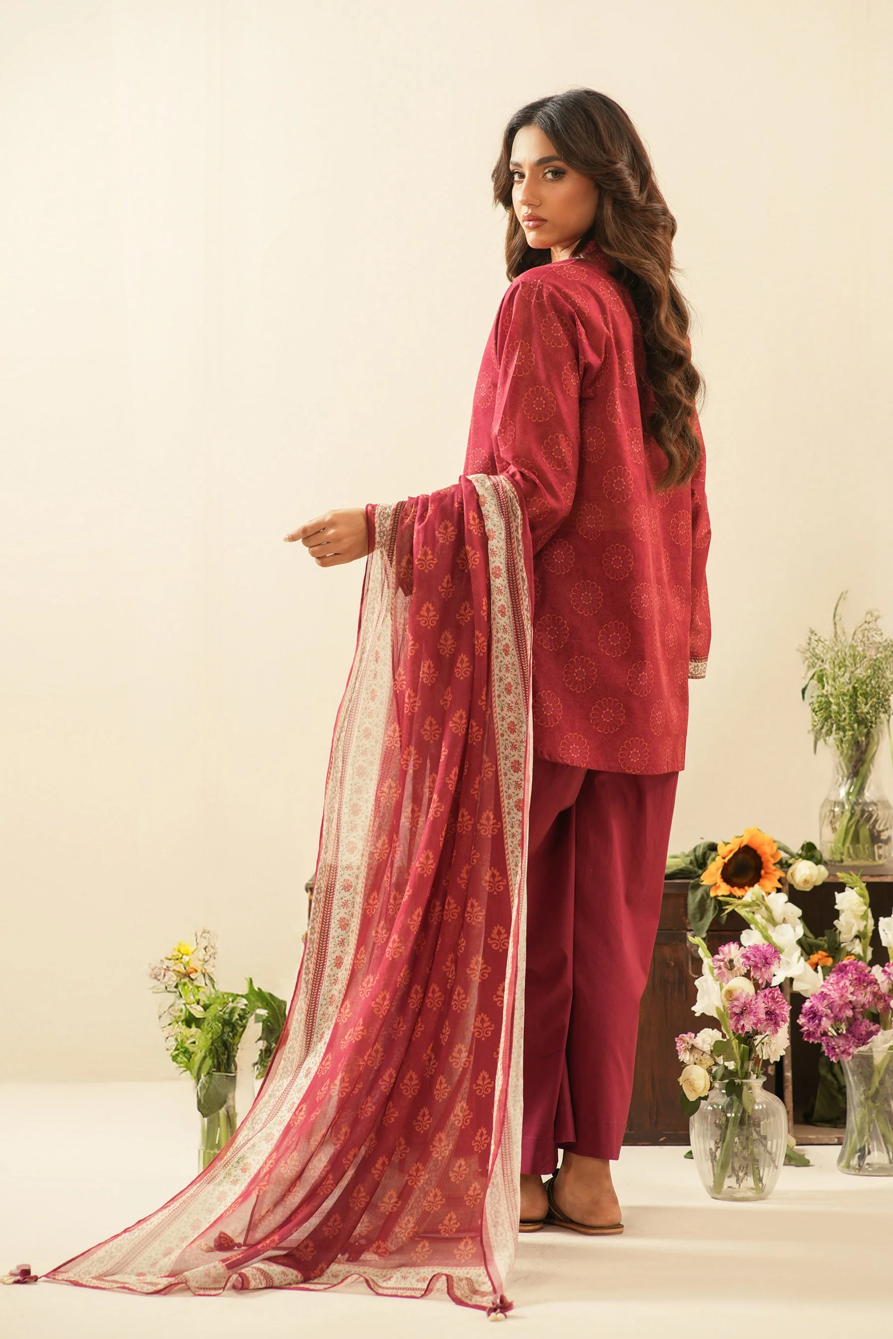 PRINTED LAWN UNSTITCHED 3 PIECE SUIT - Image 6