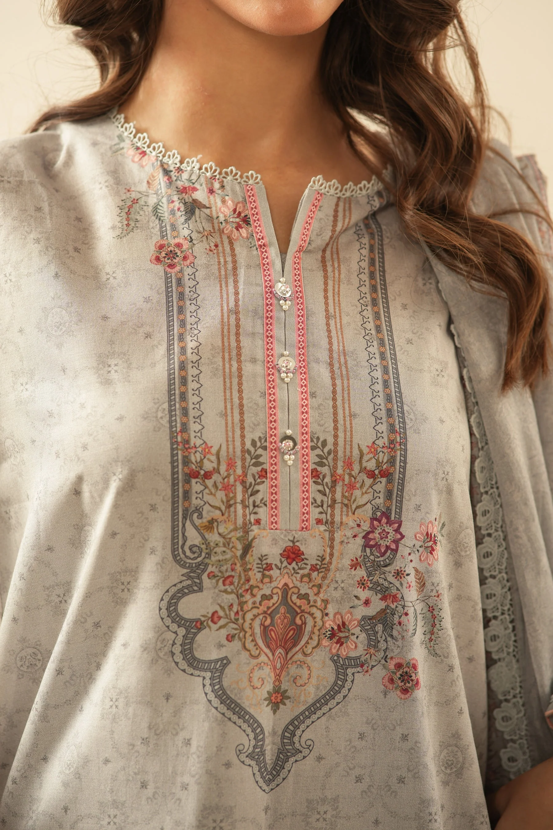 PRINTED LAWN UNSTITCHED 3 PIECE SUIT - Image 5