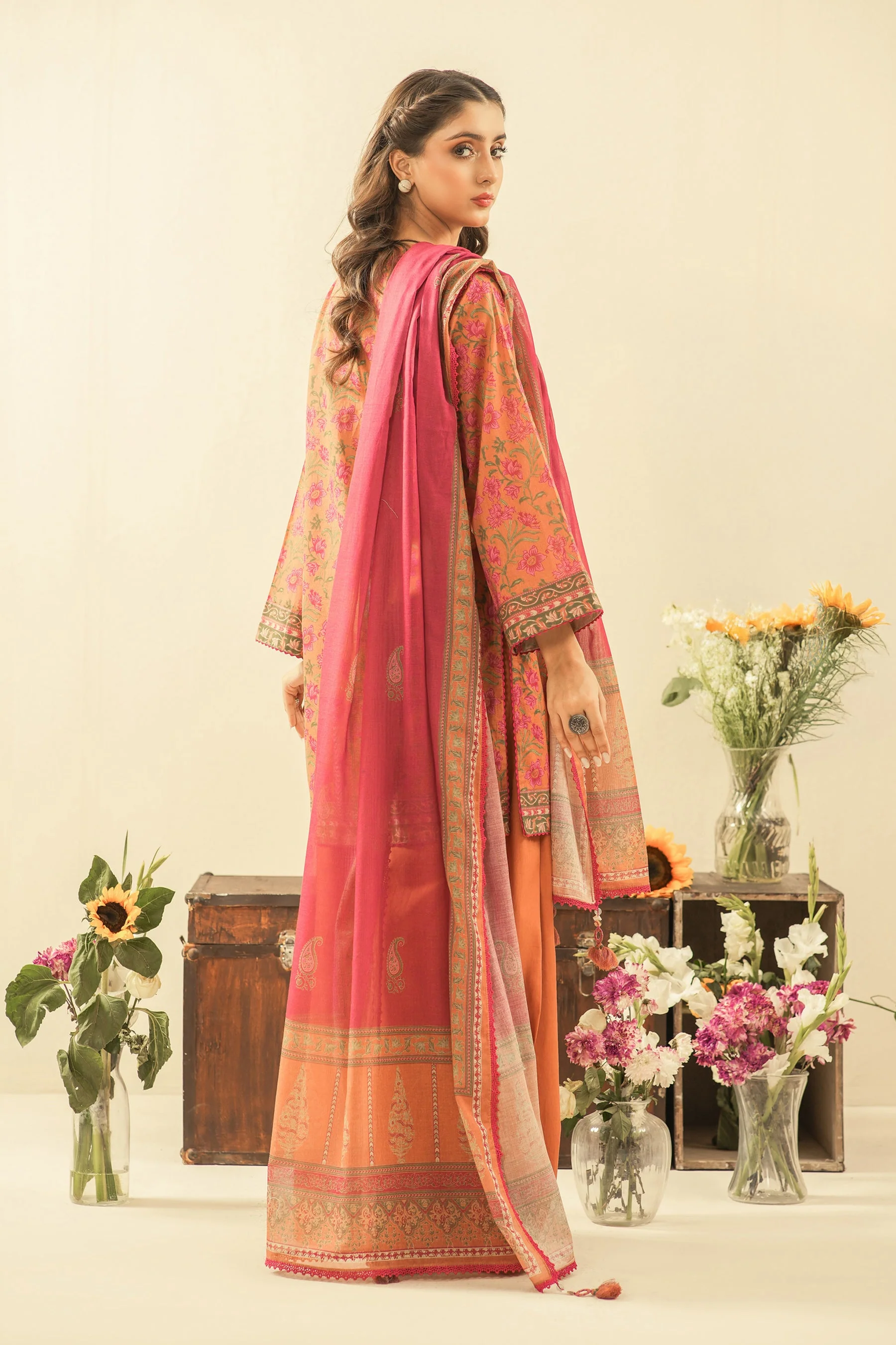 PRINTED LAWN UNSTITCHED 3 PIECE SUIT - Image 7