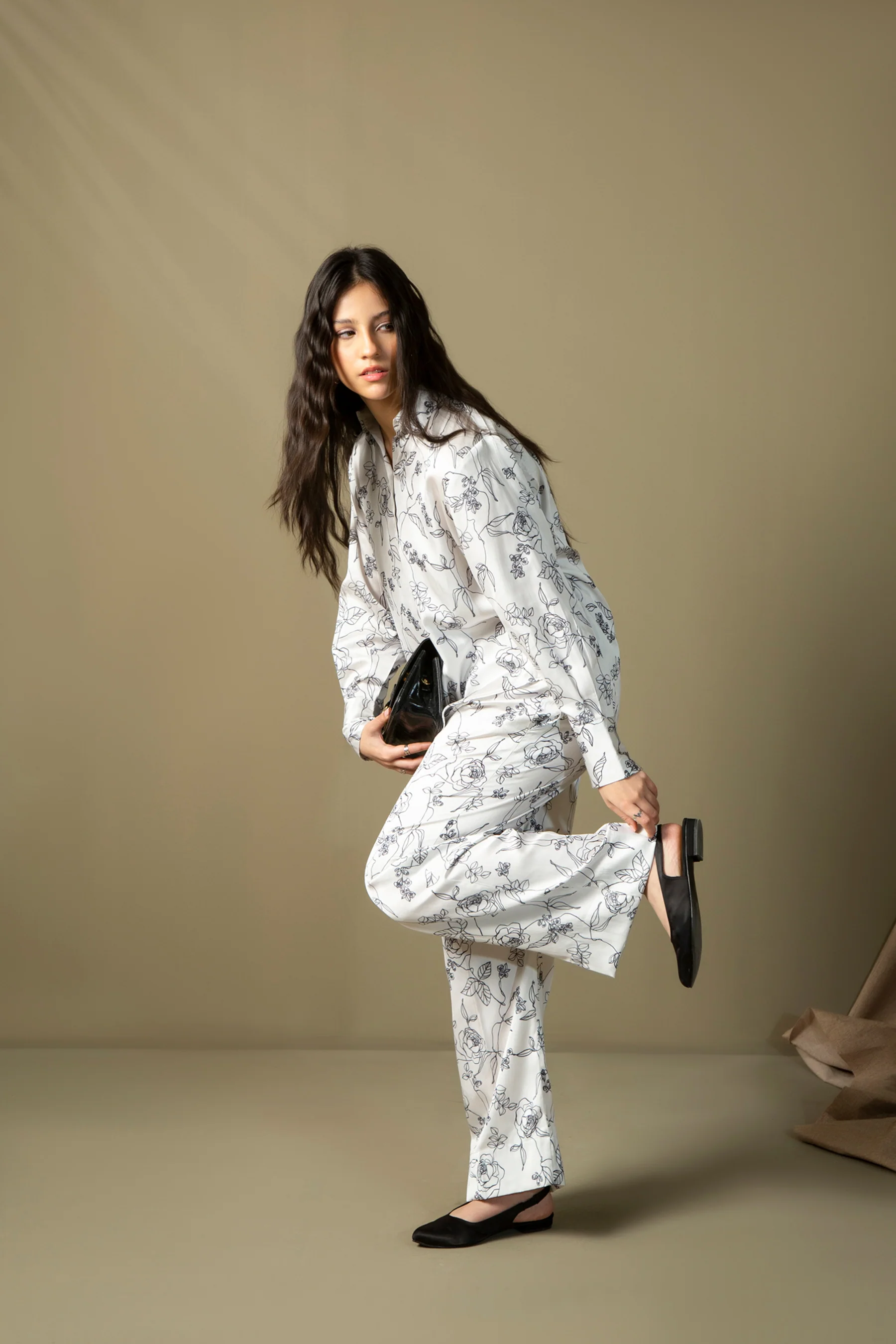PRINTED SATIN SILK CO-ORD SET - Image 4