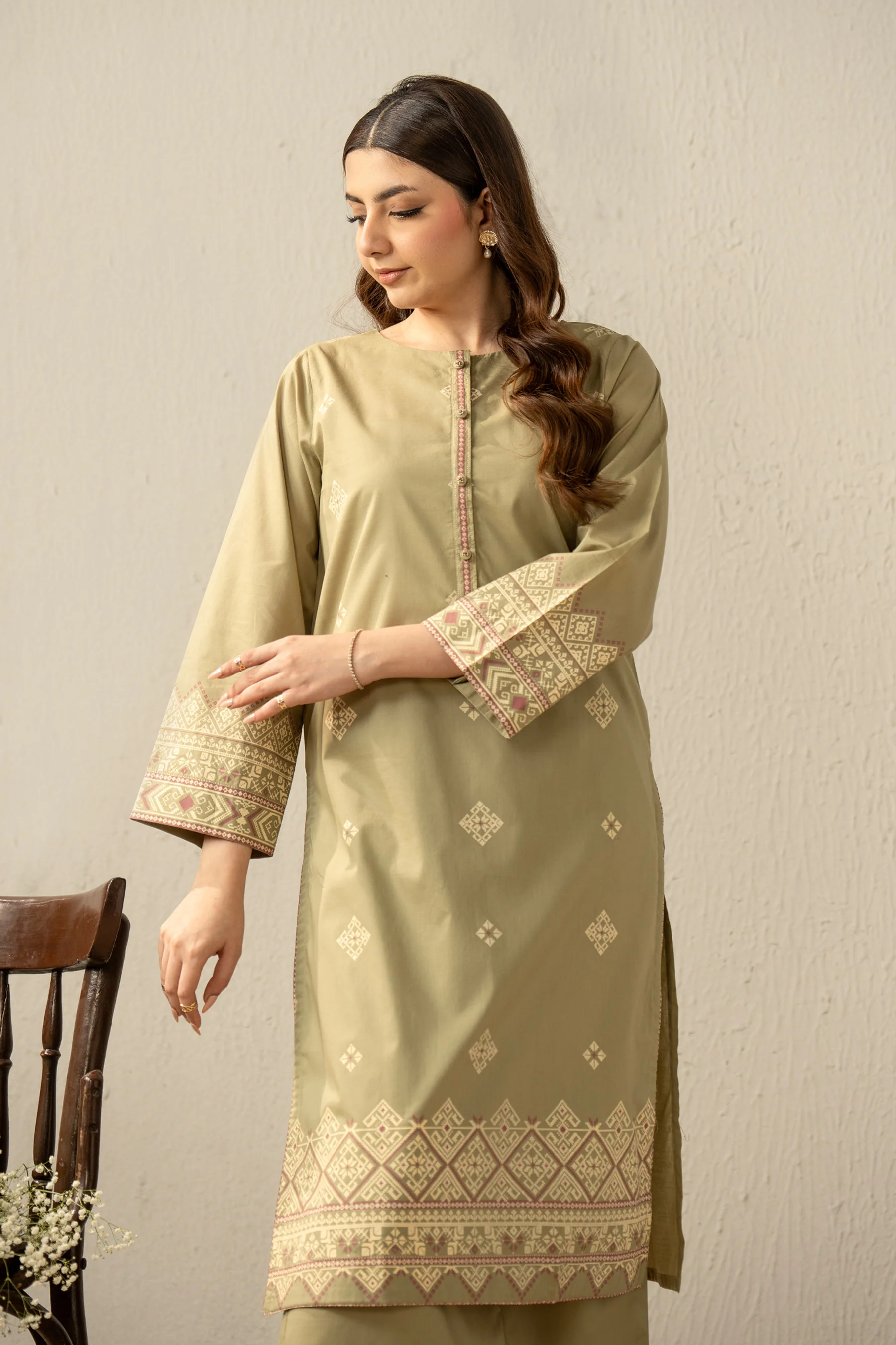 PRINTED SLUB LAWN STITCHED 2 PIECE SUIT - Image 5