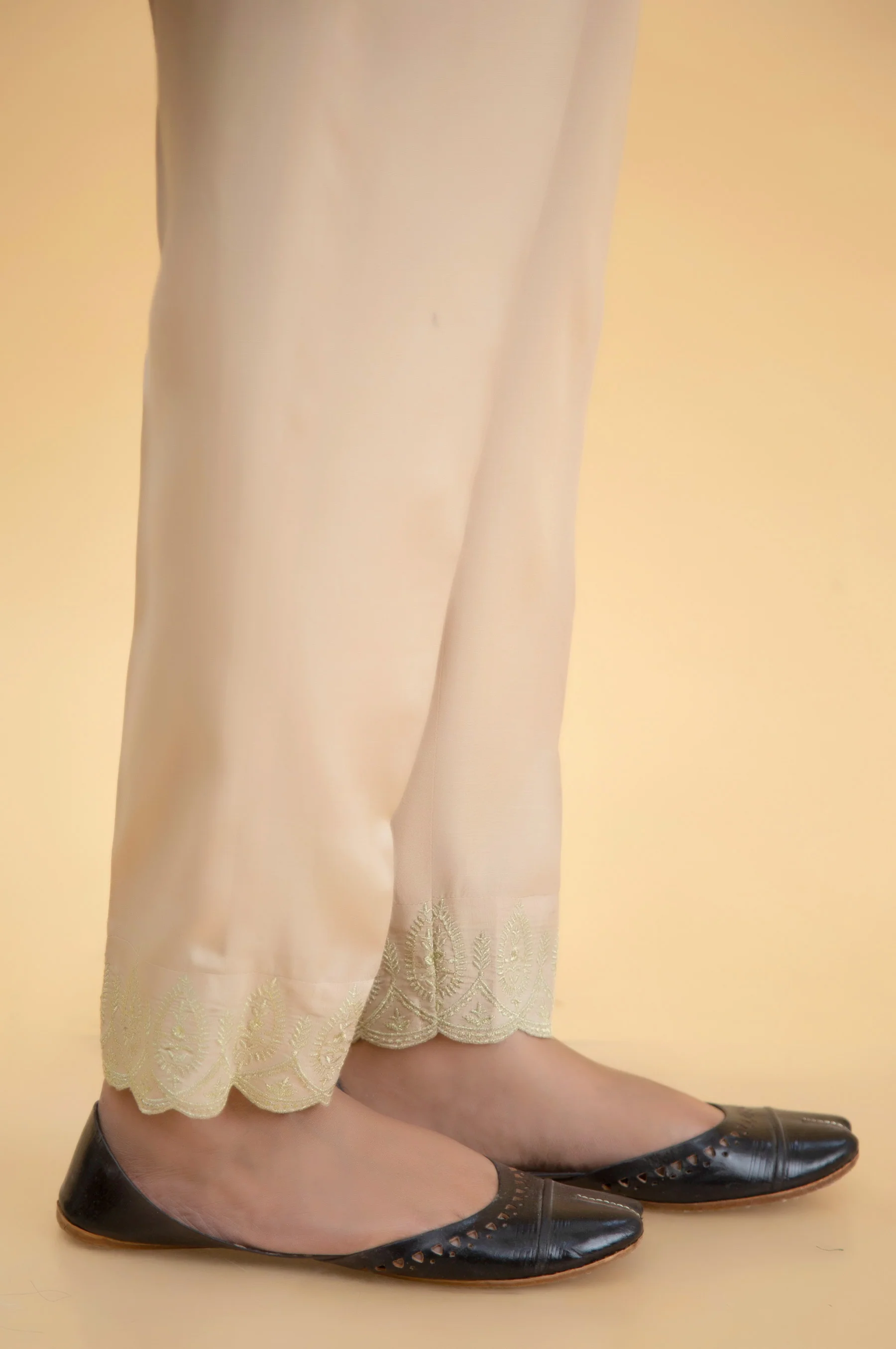 Emberoidered Rawsilk Cigarette Pants - Golden - Image 2