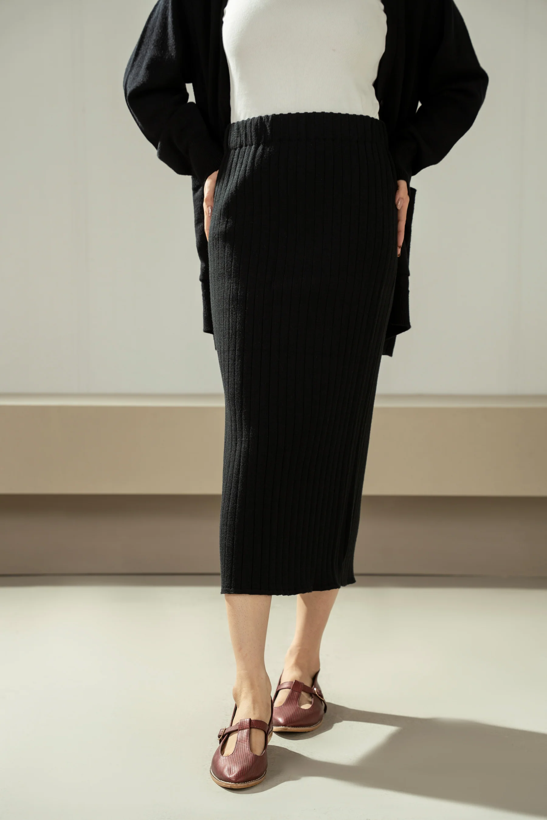 KNITTED SKIRT - Image 3