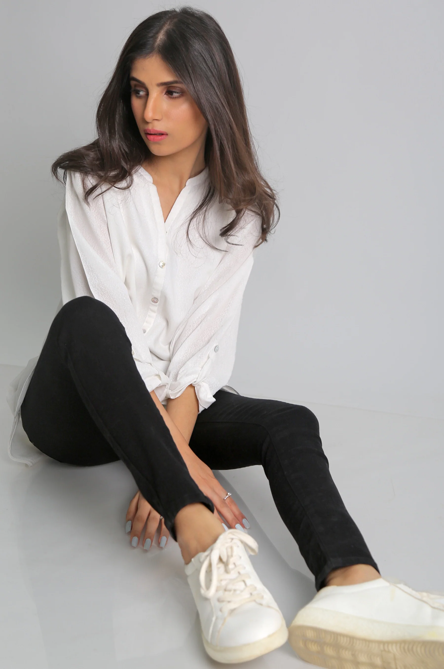 Slim Fit Denim Pants -Black - Image 4