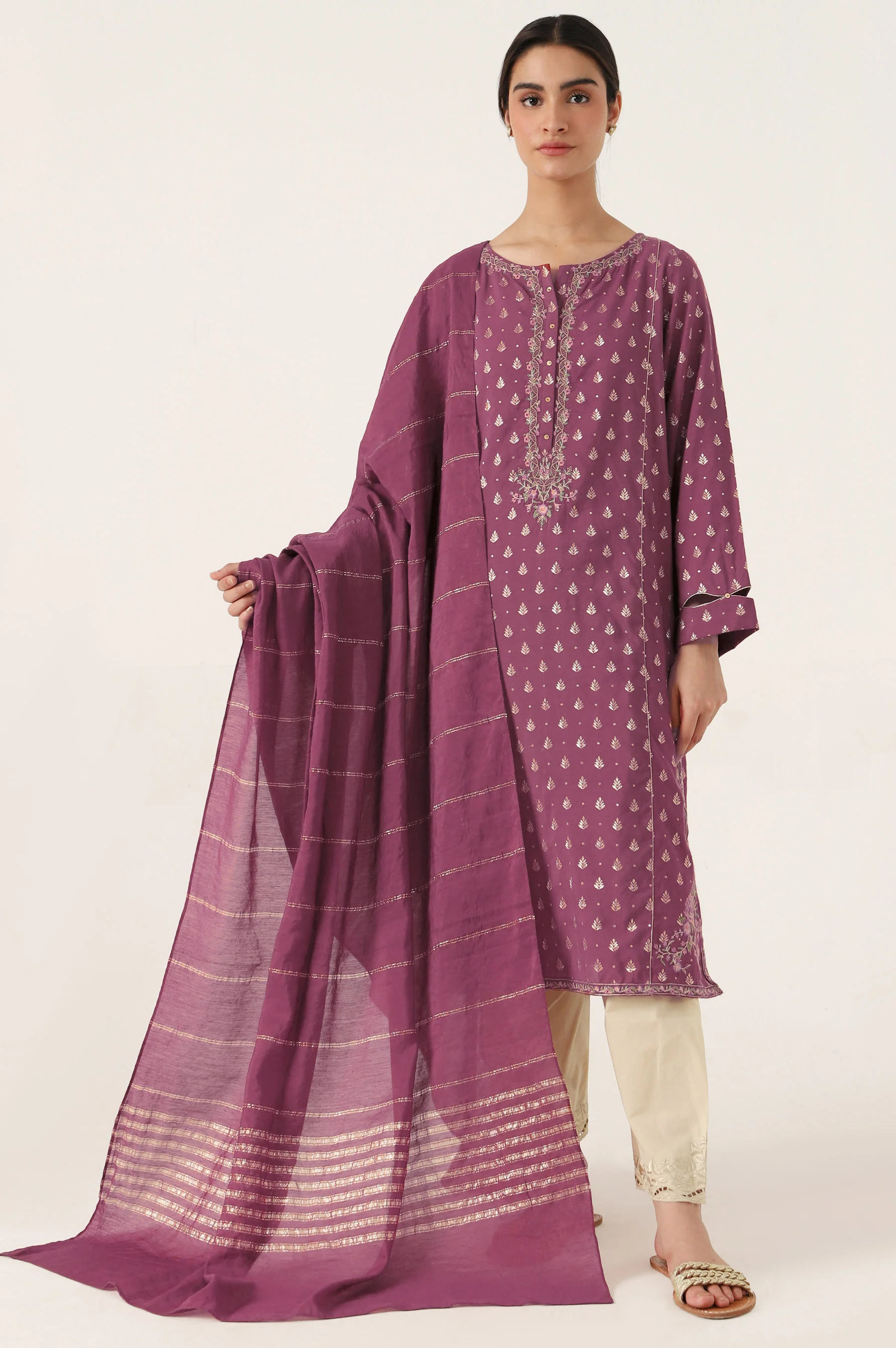 Stitched 2 Piece Embroidered Jacquard Suit - Image 4