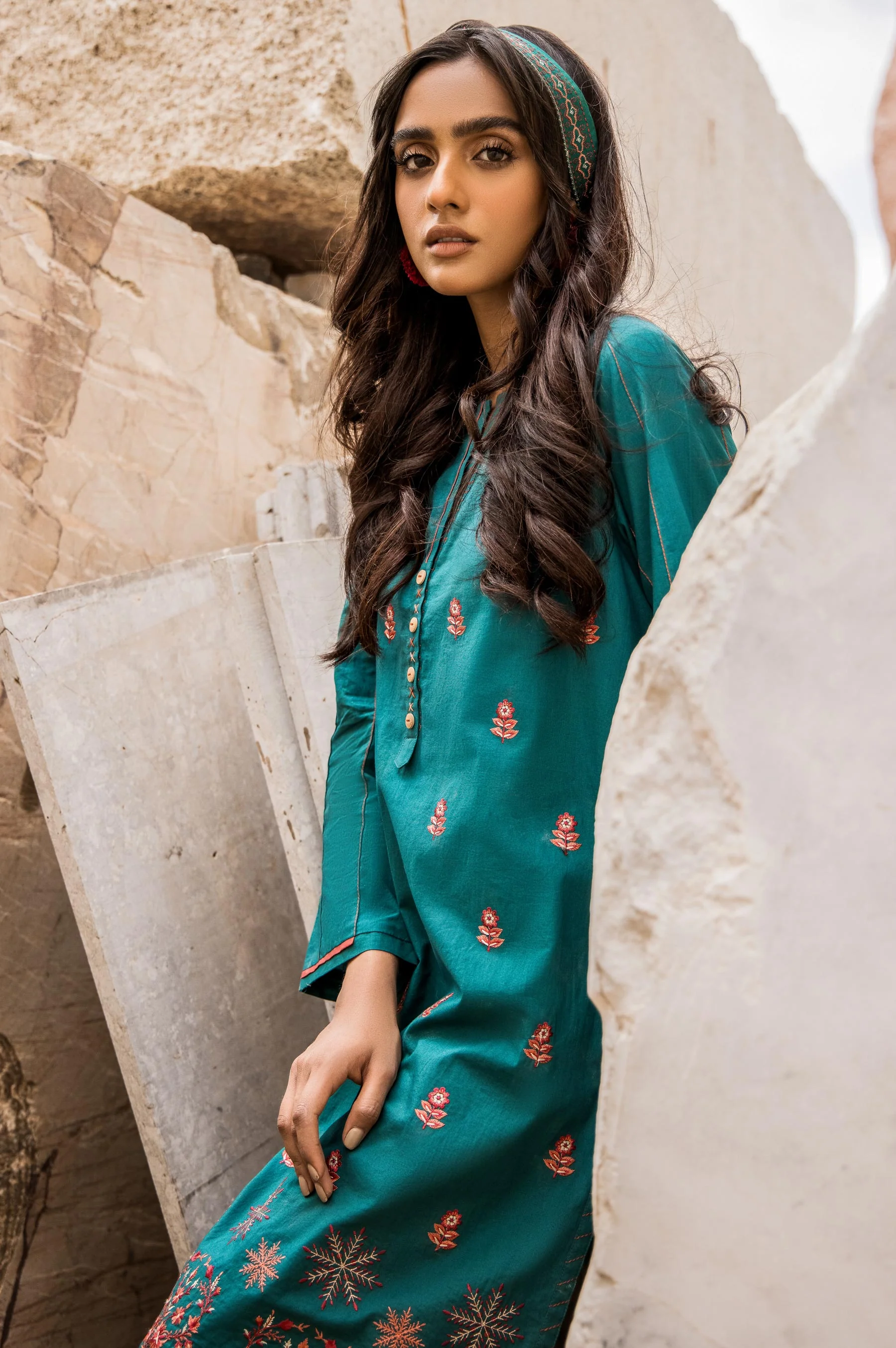 Stitched 1 Piece Embroidered Cambric Shirt - Image 3
