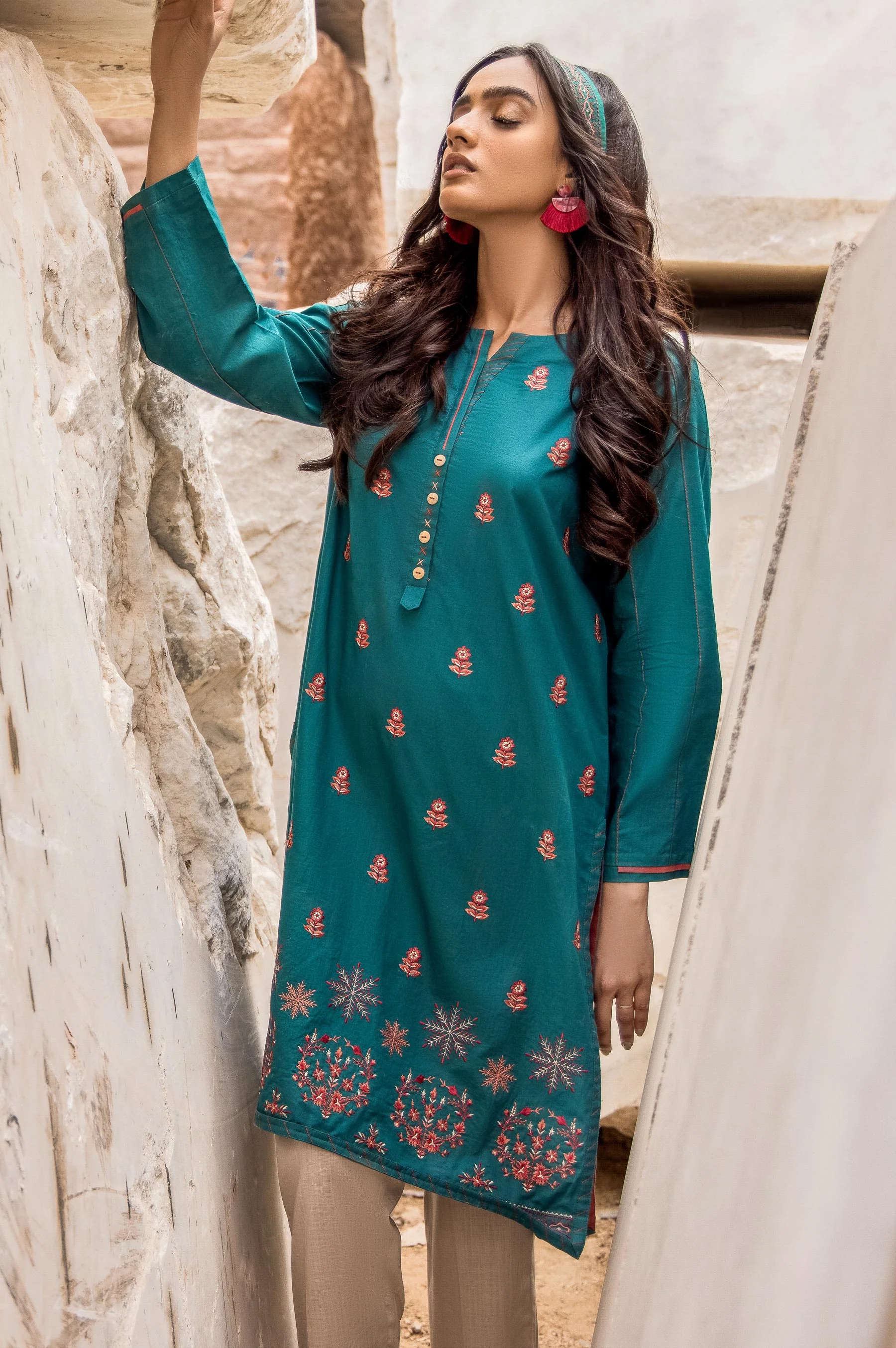 Stitched 1 Piece Embroidered Cambric Shirt - Image 4
