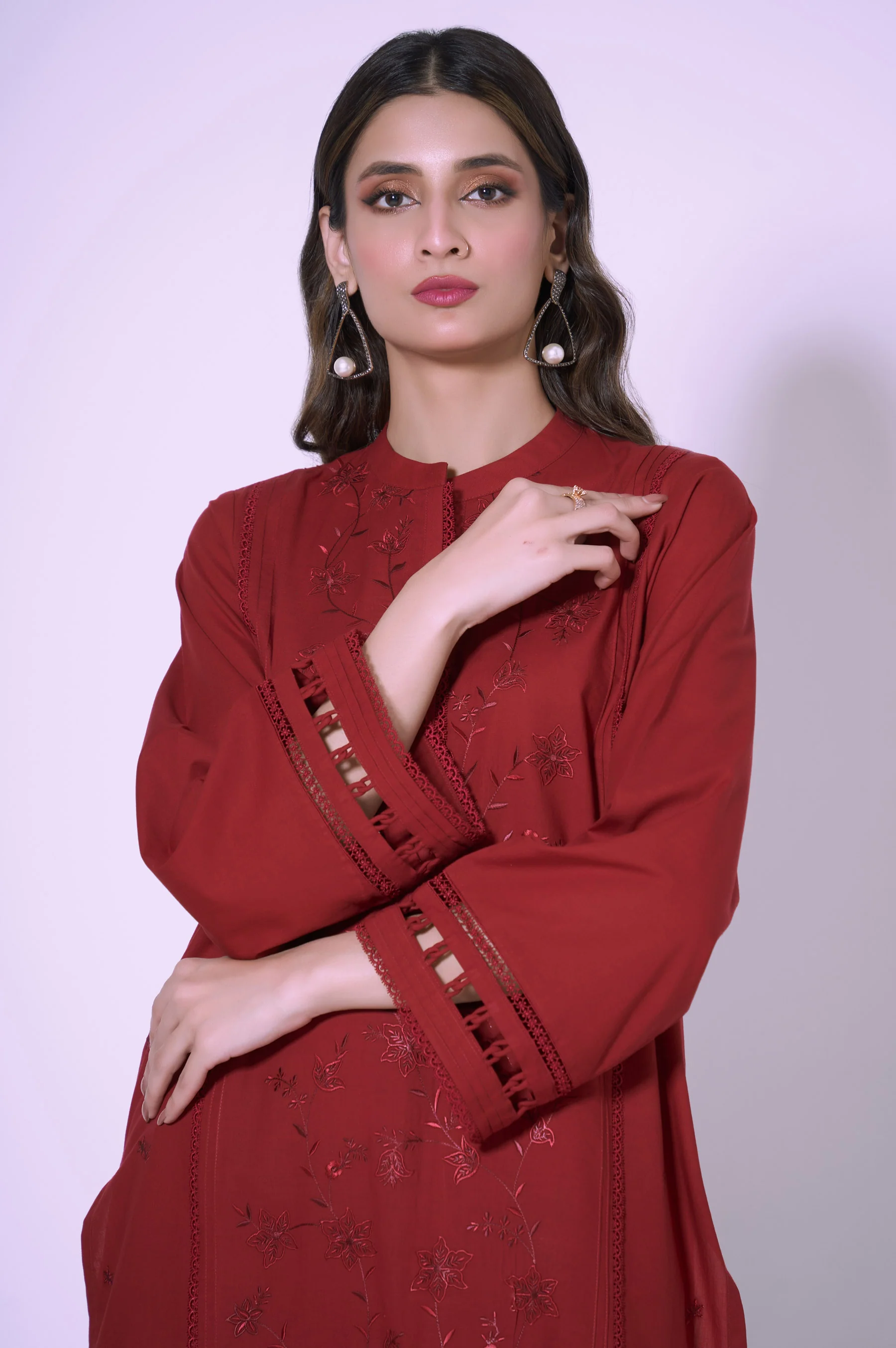 Stitched 1 piece Cambric Shirt - Image 3