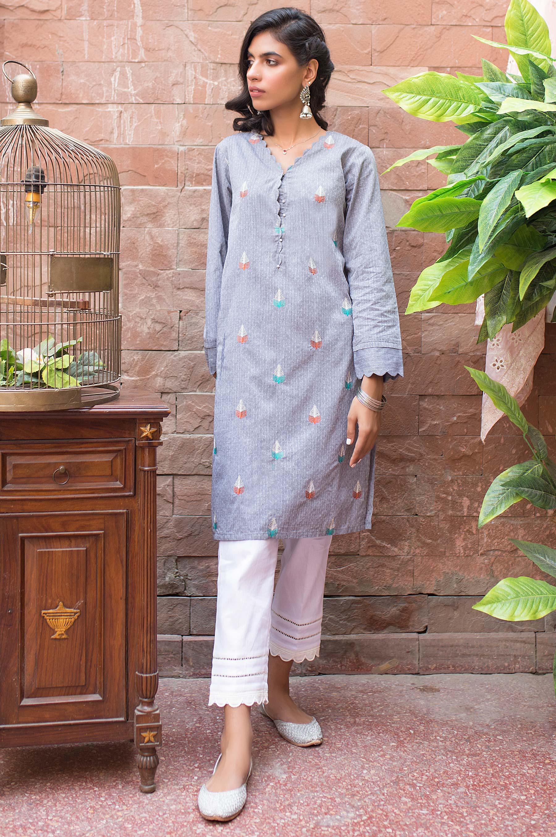 Stitched 1 Piece Chambery Shirt - Image 3