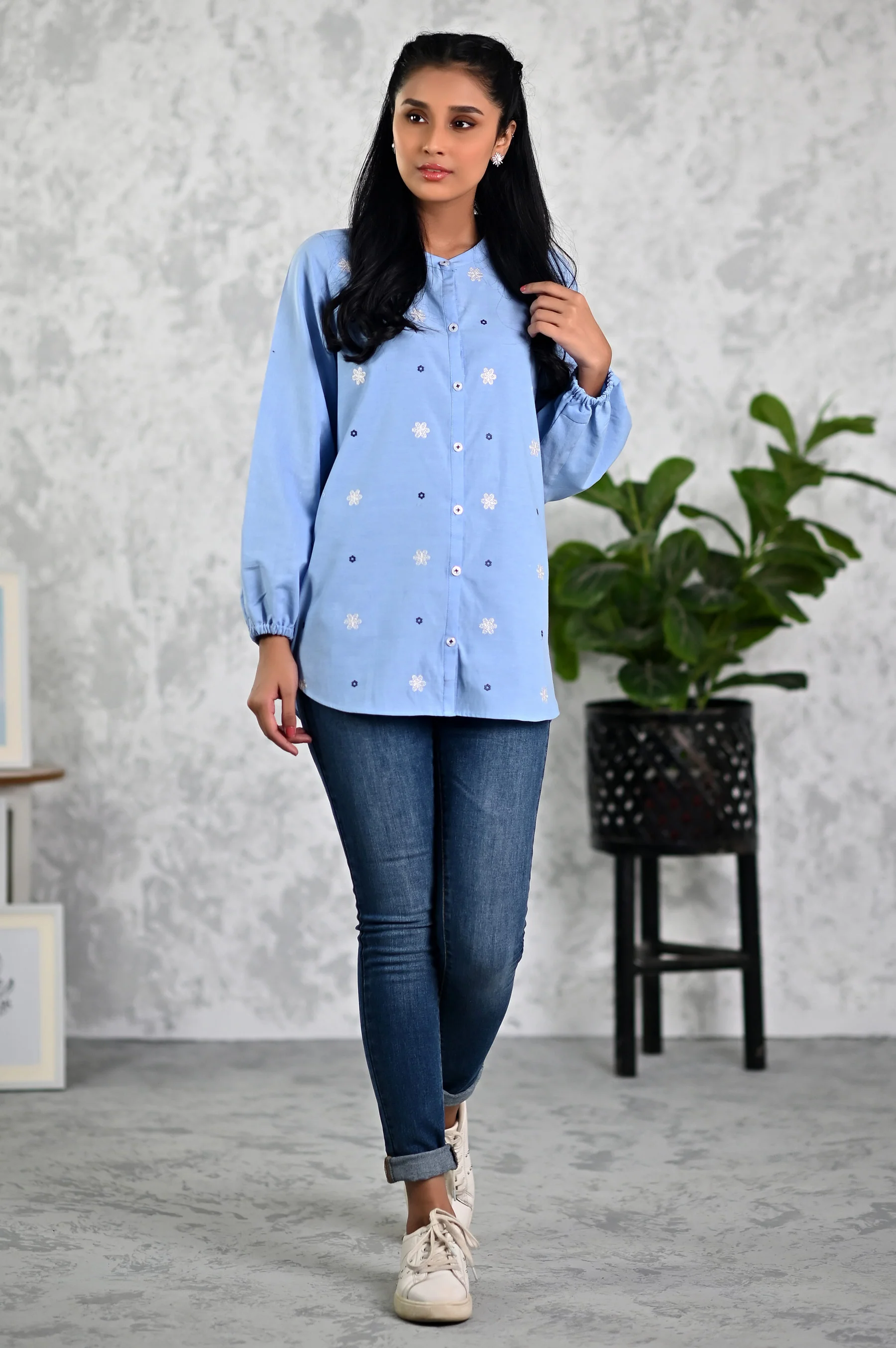 Stitched 1 Piece Embroidered Chambray Shirt - Image 4
