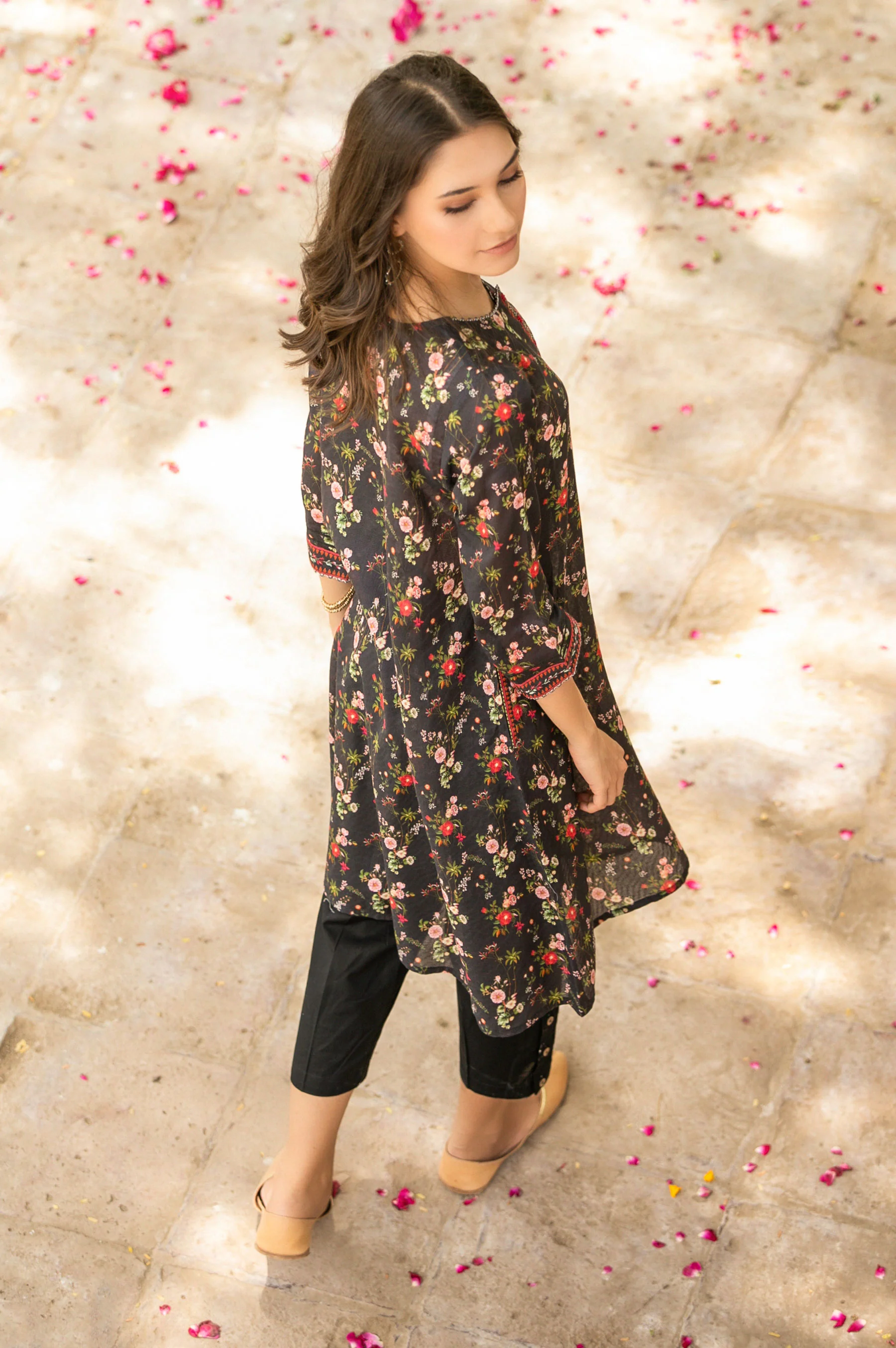 Stitched 1 Piece Digital Printed Lawn Shirt - Image 2