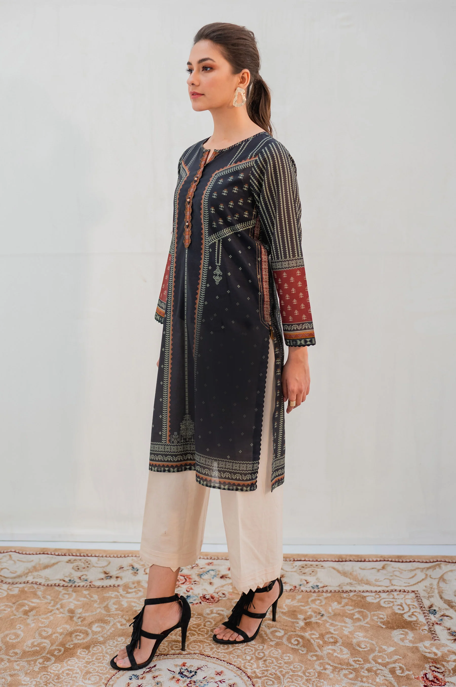 Stitched 1 Piece Digital Printed Lawn Shirt - Image 5