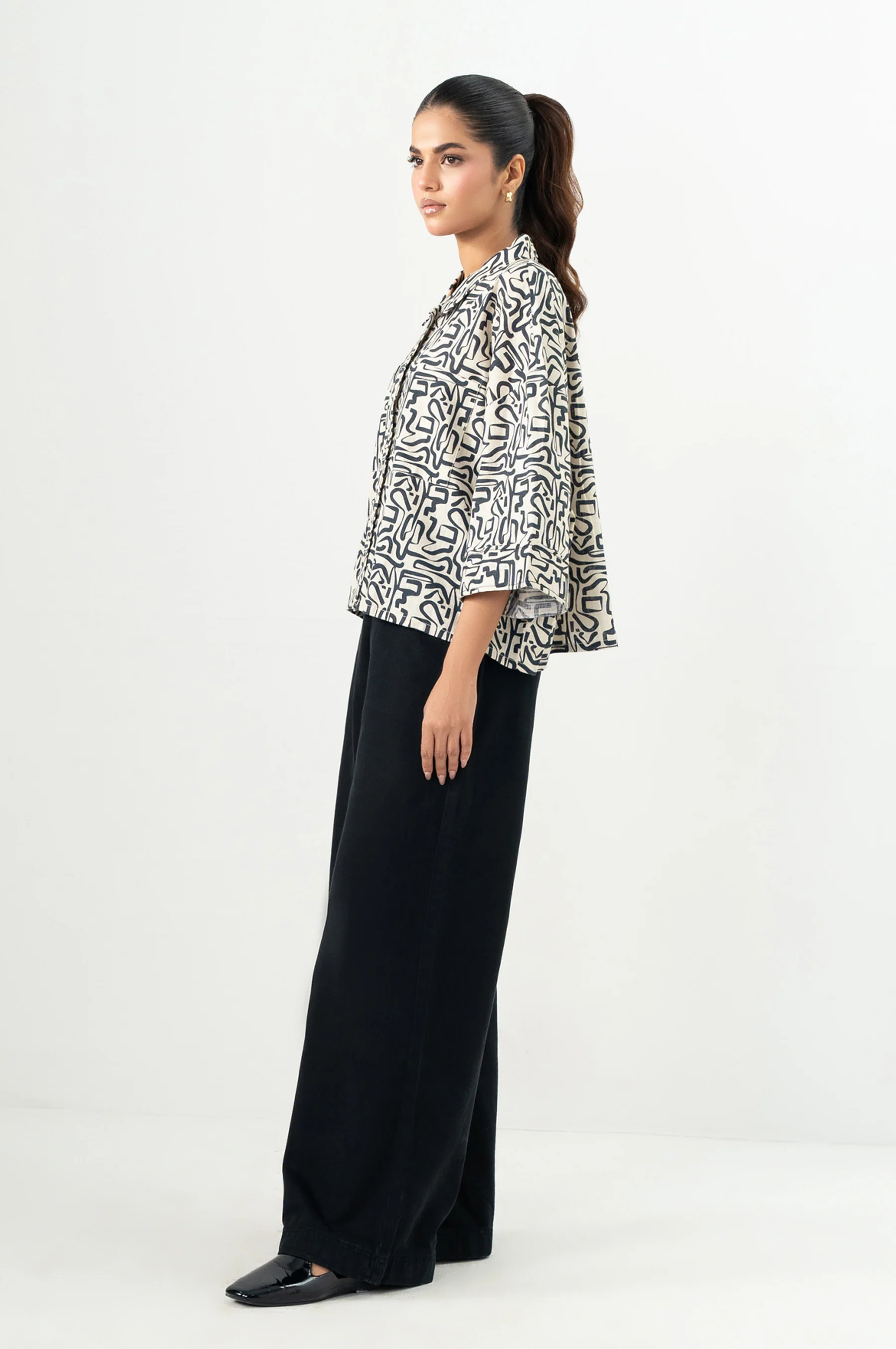 Stitched 1 Piece Digital Printed Stylized Cross Hatch Khaddar Top - Image 3