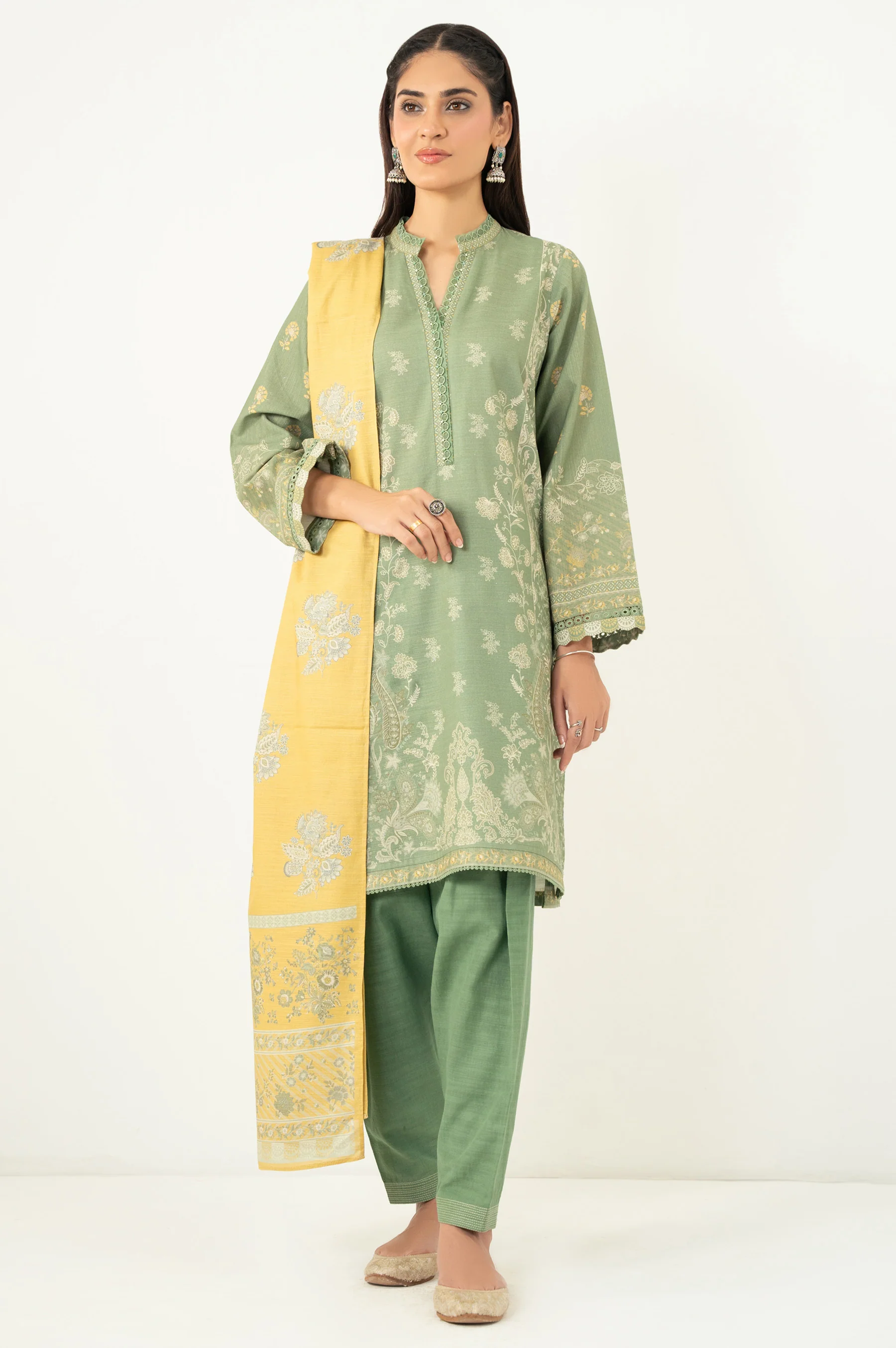 STITCHED EMBROIDERED SUIT