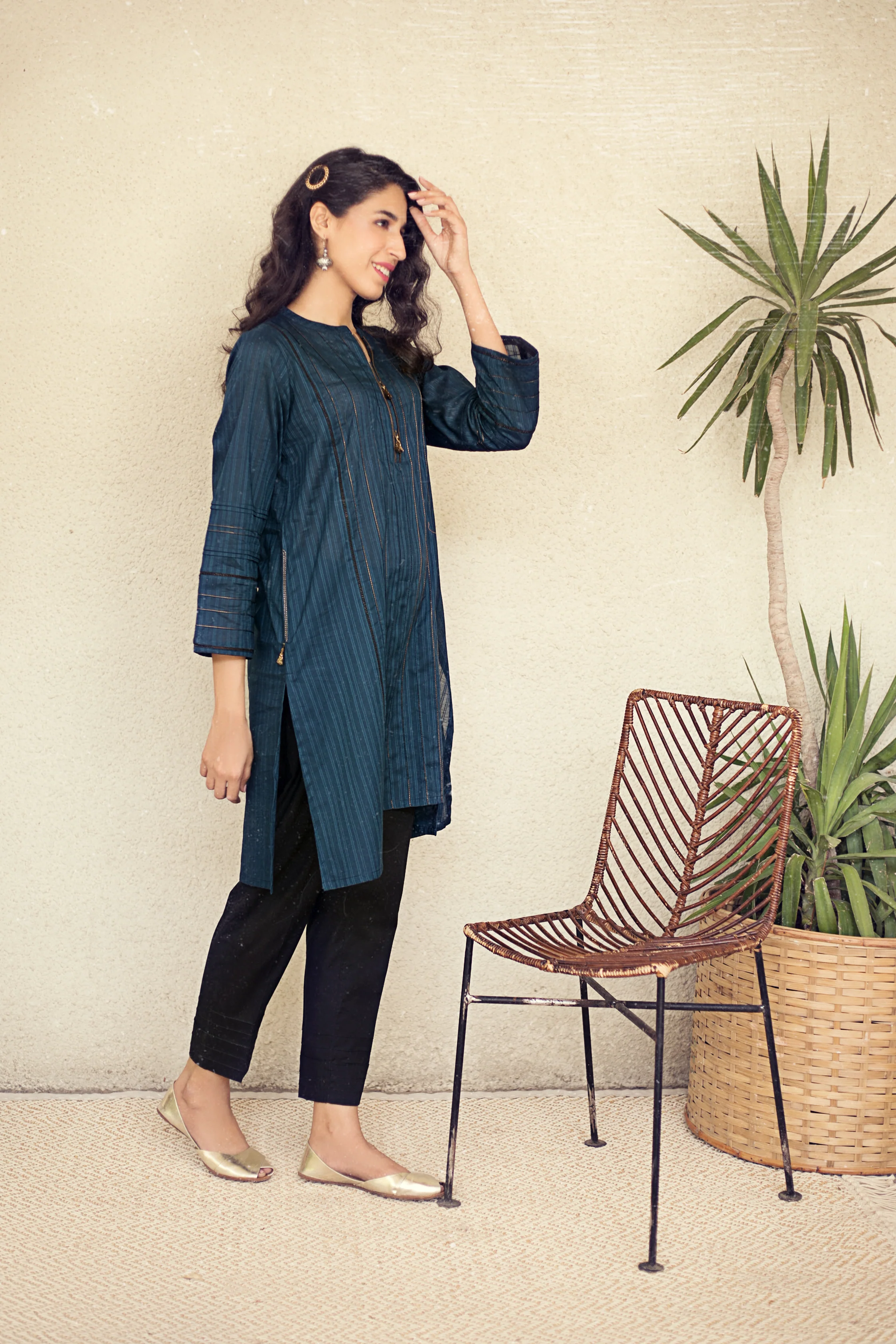 Stitched 1 Piece Embellished Shirt - Image 3