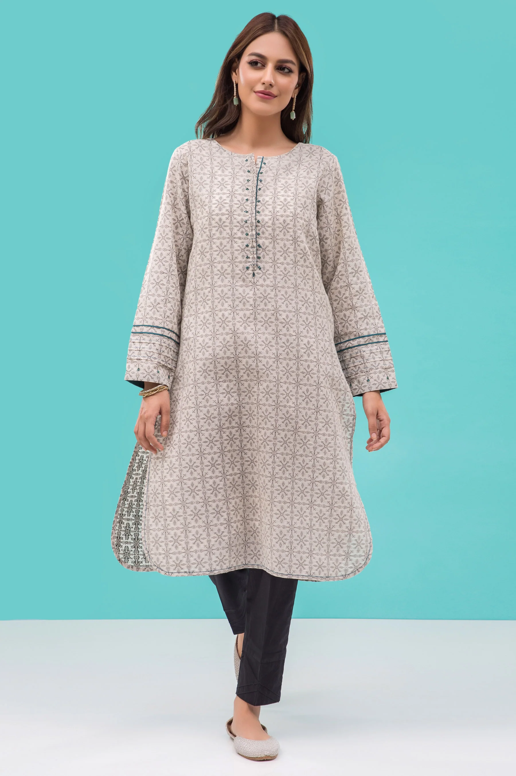 Stitched 1 Piece Embellished Jacquard Shirt - Image 3