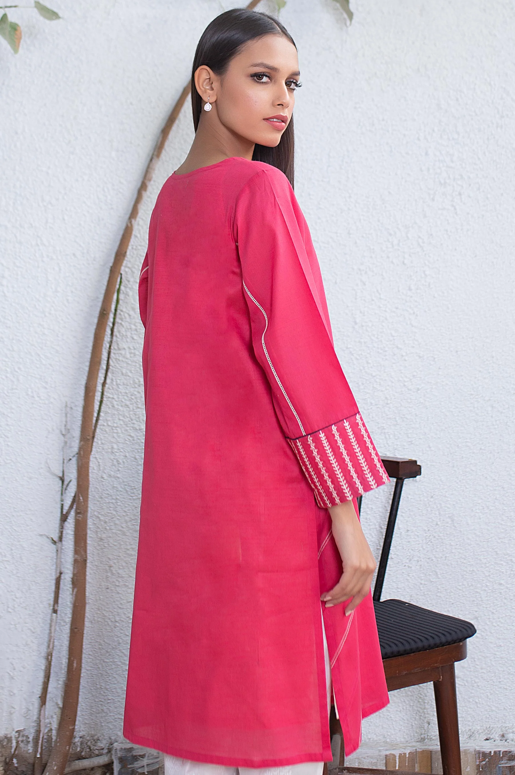 Stitched 1 Piece Embroided Slub Lawn Shirt - Image 2