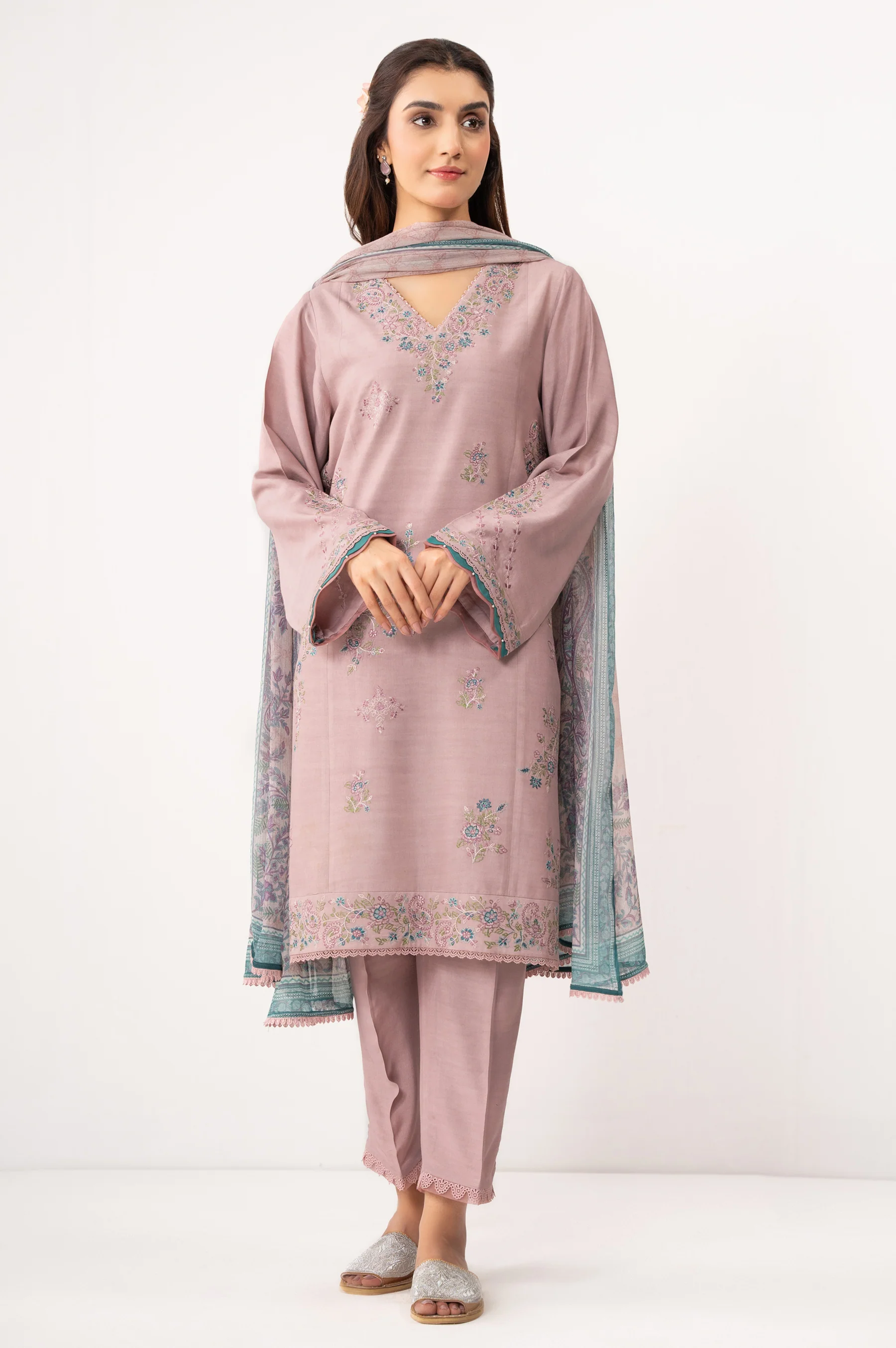 STITCHED EMBROIDERED CAMBRIC SUIT