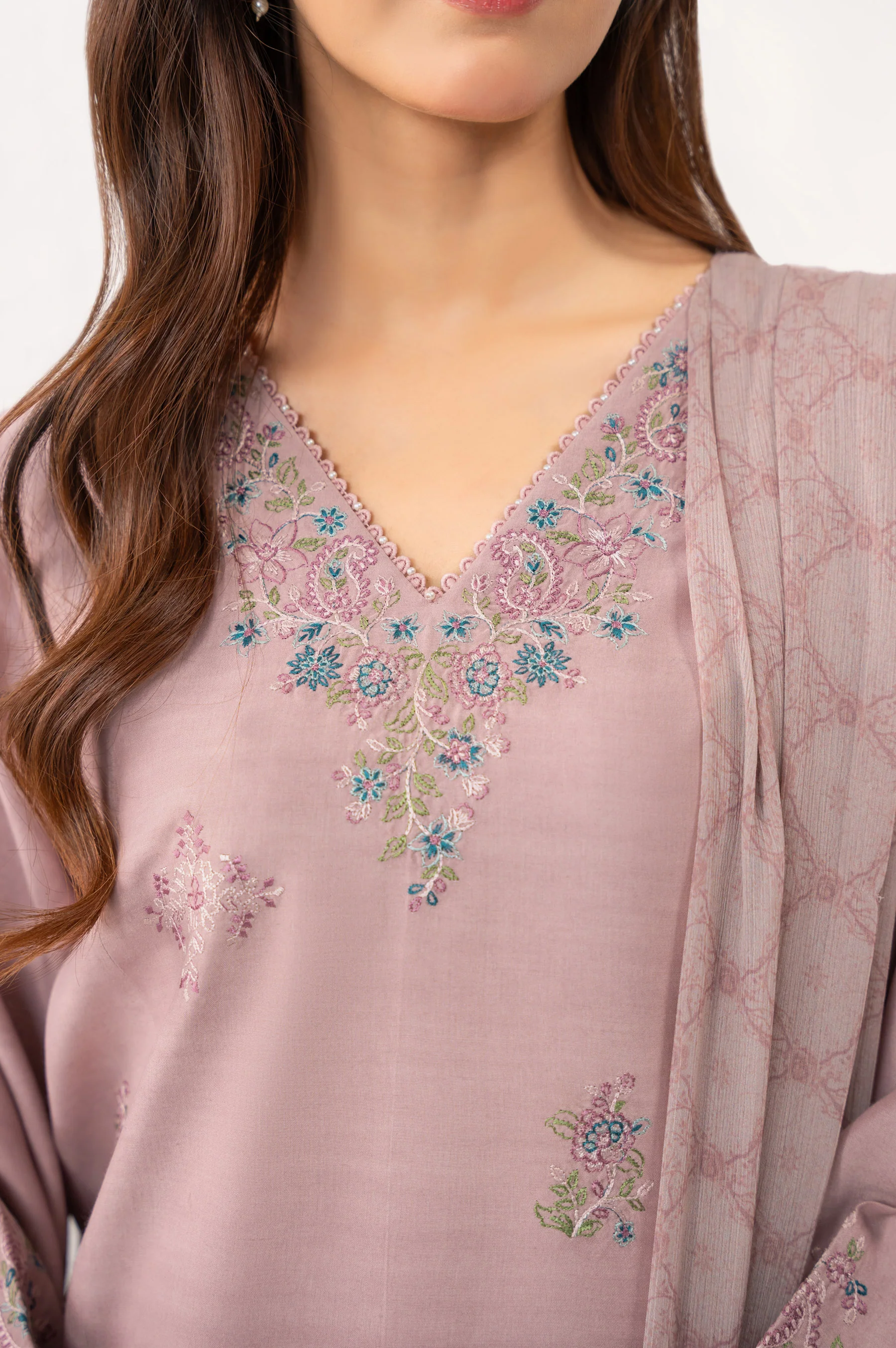 STITCHED EMBROIDERED CAMBRIC SUIT - Image 2