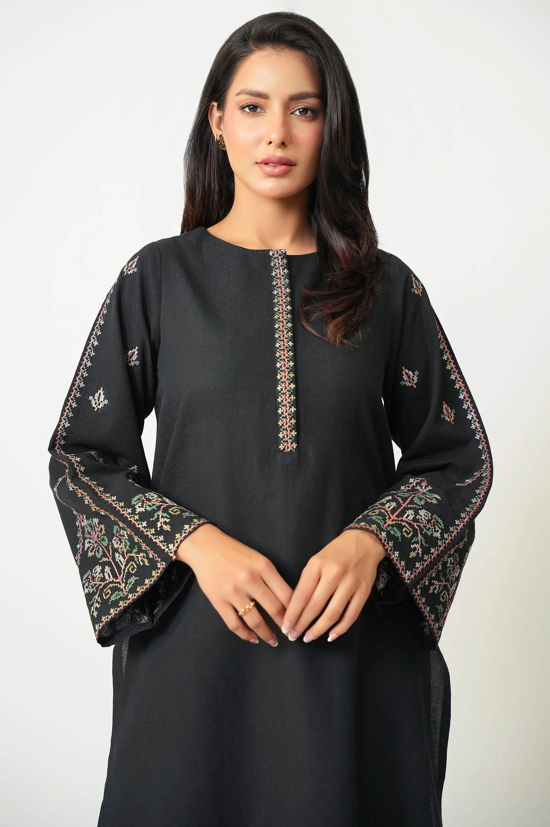 EMBROIDERED DOBBY STITCHED BOTTOM (FACTORY E-OUTLET) - Image 2