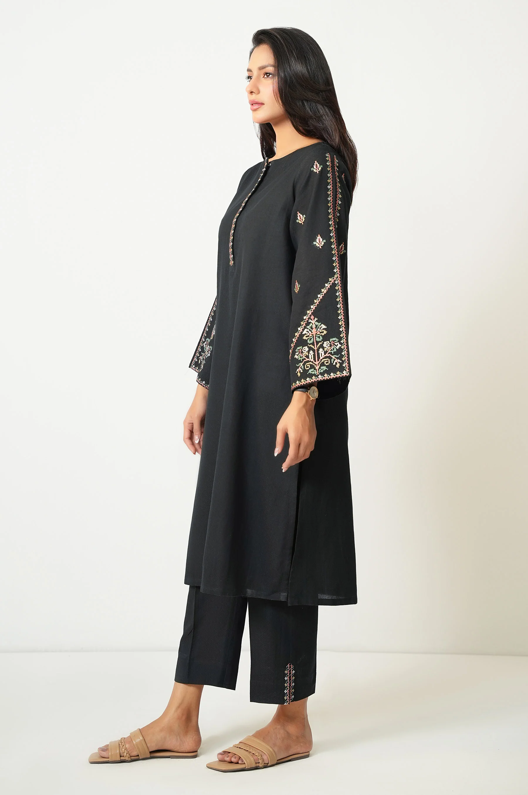 EMBROIDERED DOBBY STITCHED BOTTOM (FACTORY E-OUTLET) - Image 4