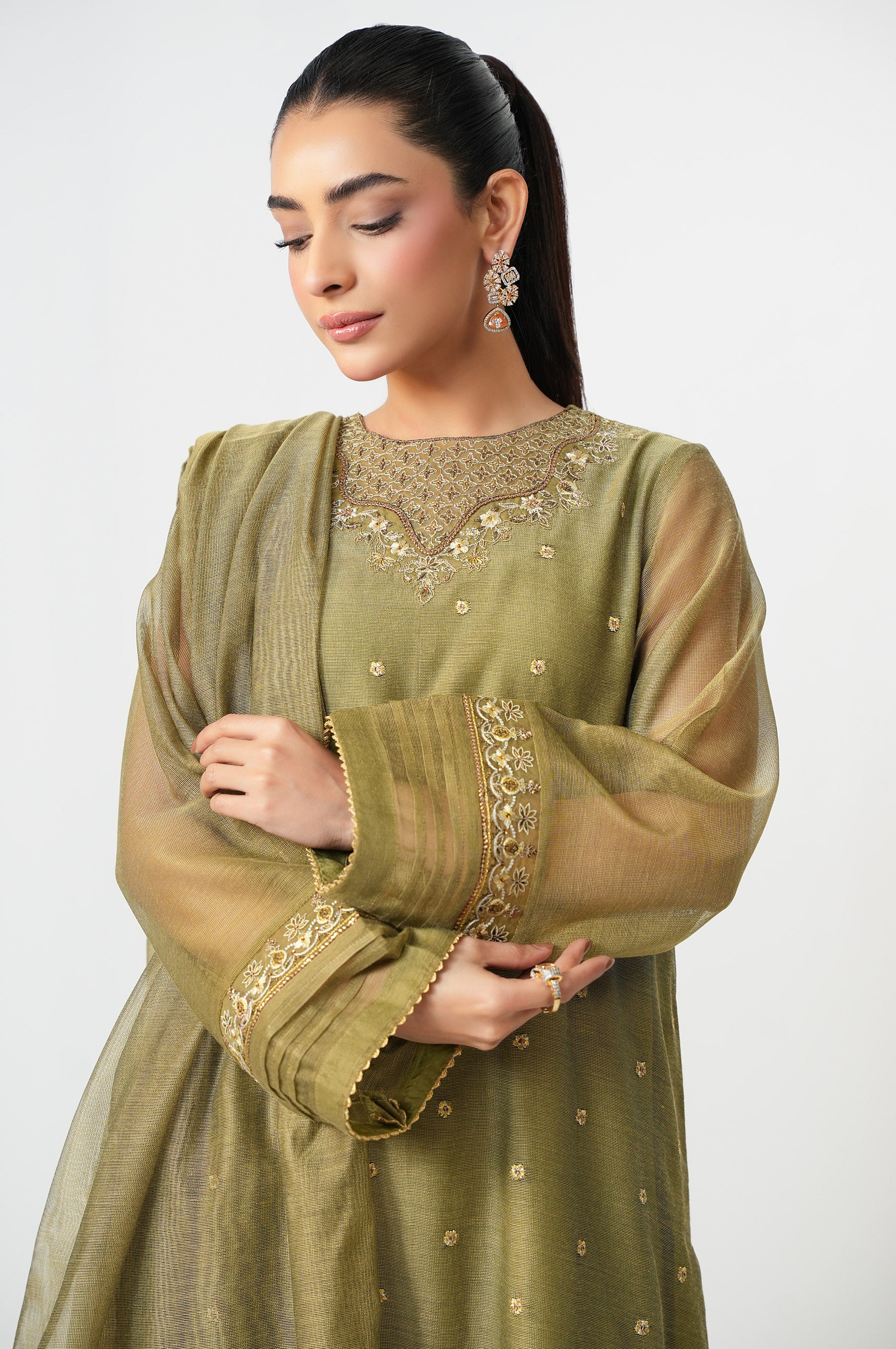 EMBROIDERED SUIT - Image 2