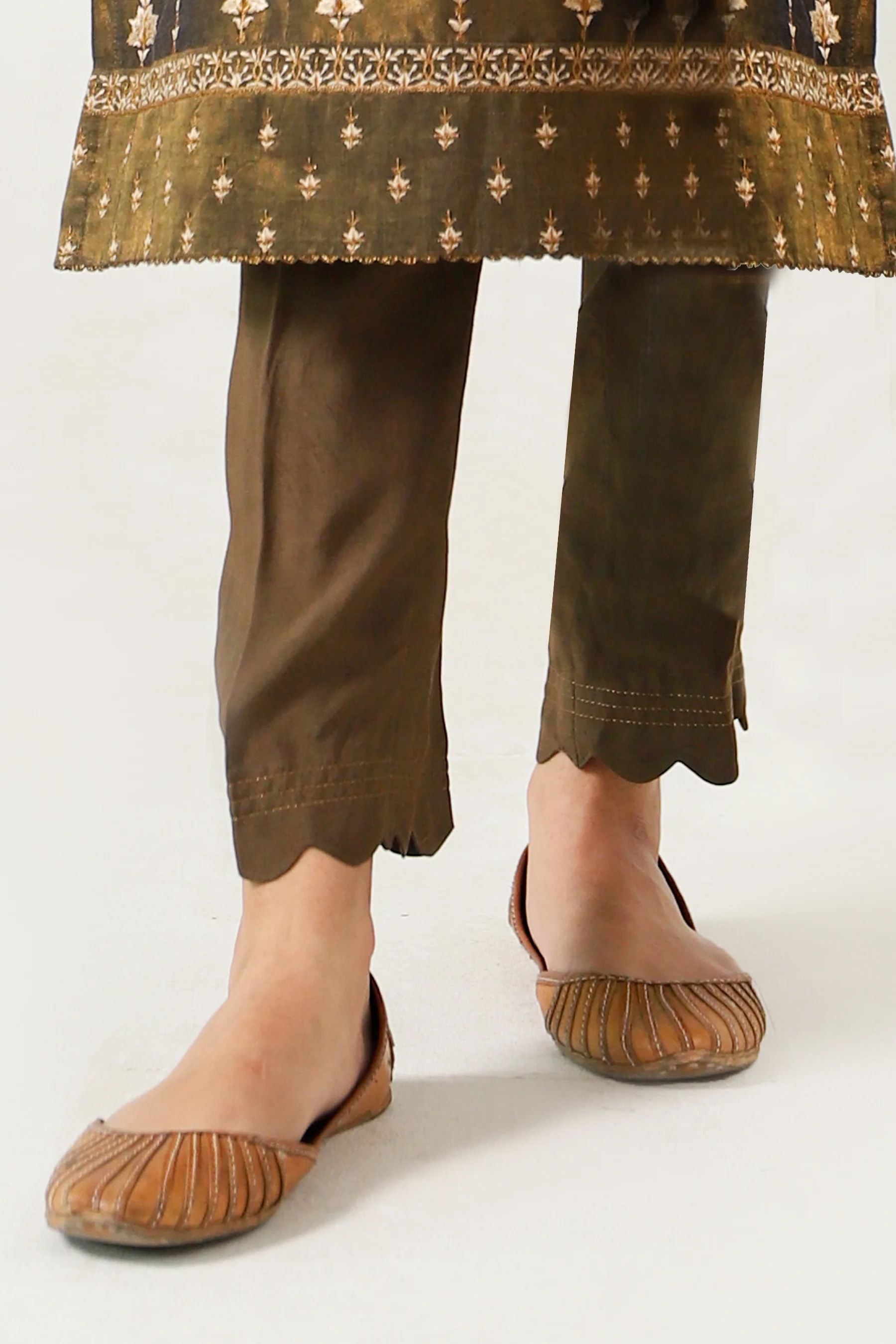 EMBROIDERED STITCHED BOTTOM (FACTORY E-OUTLET) - Image 2