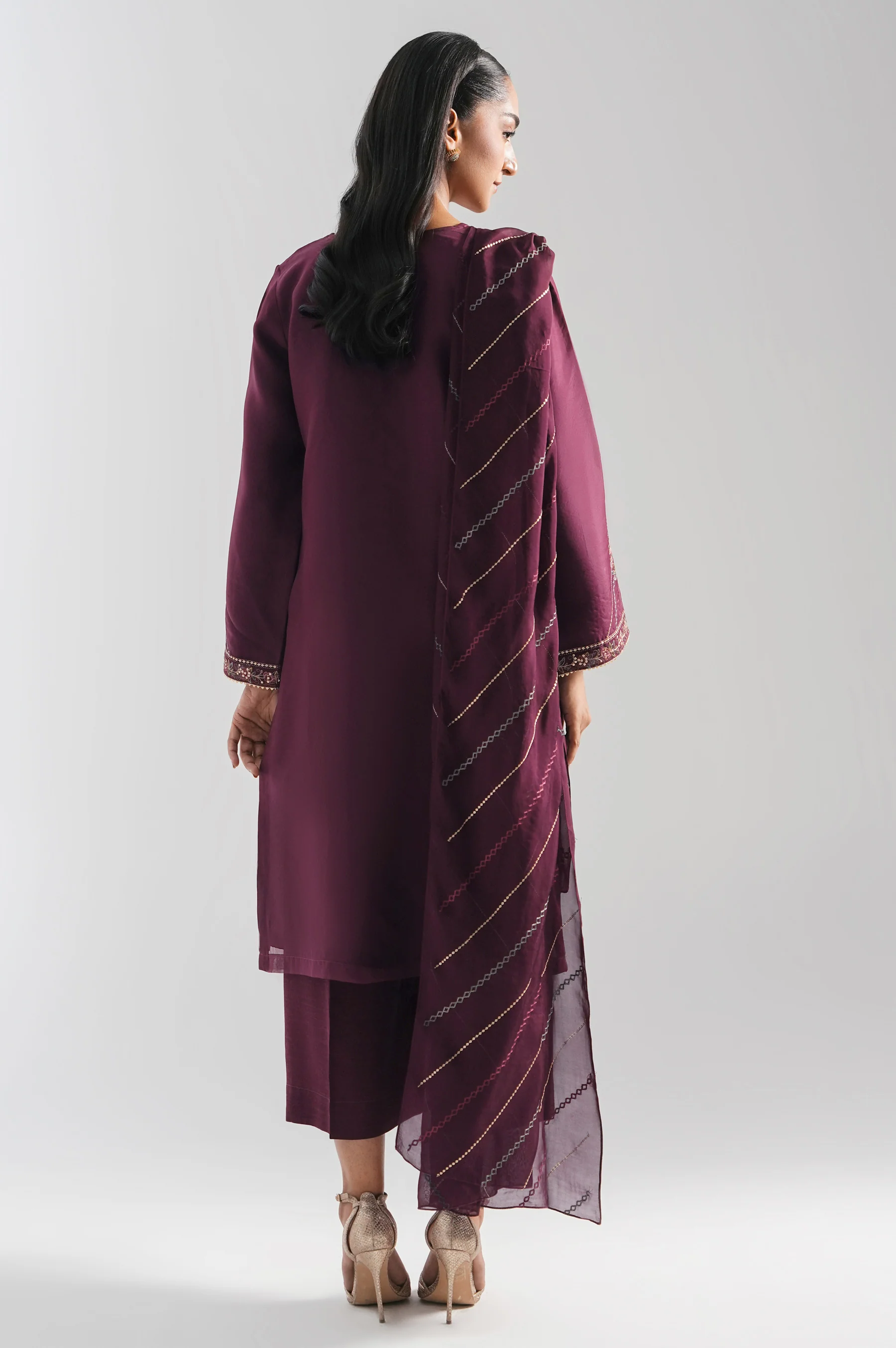 EMBROIDERED ORGANZA SUIT - Image 6