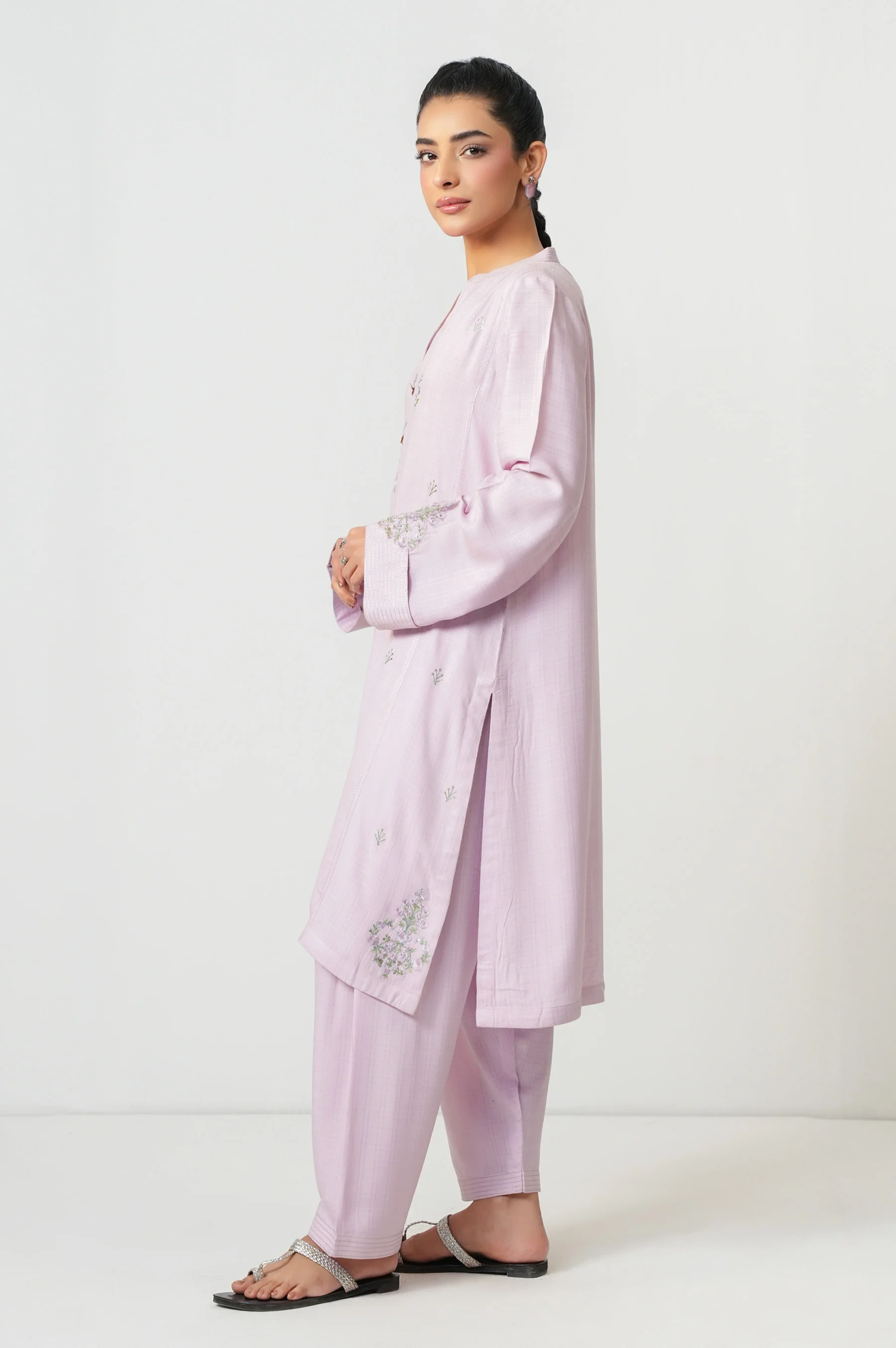 EMBROIDERED SUIT - Image 5