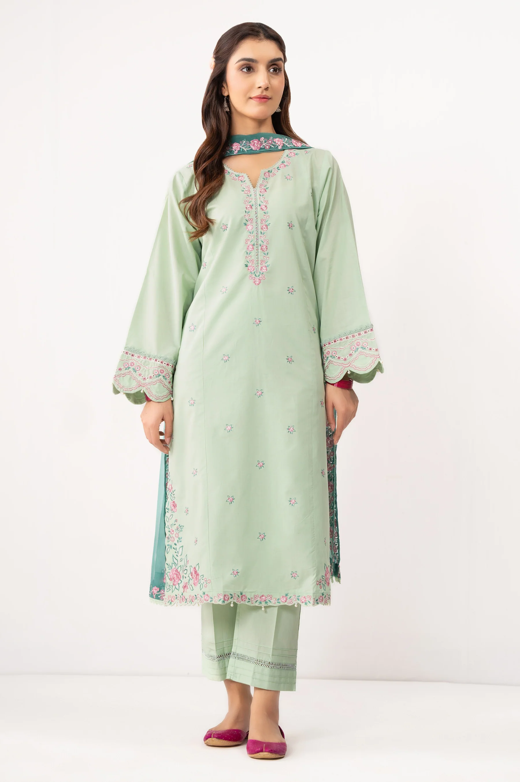 EMBROIDERED SUIT - Image 3