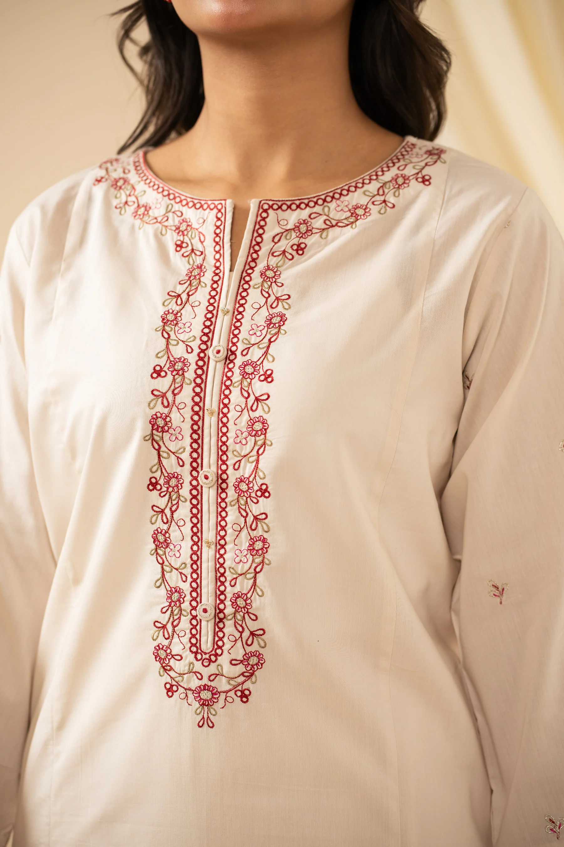 EMBROIDERED COTTON LINEN STITCHED DUPATTA (FACTORY E-OUTLET) - Image 3