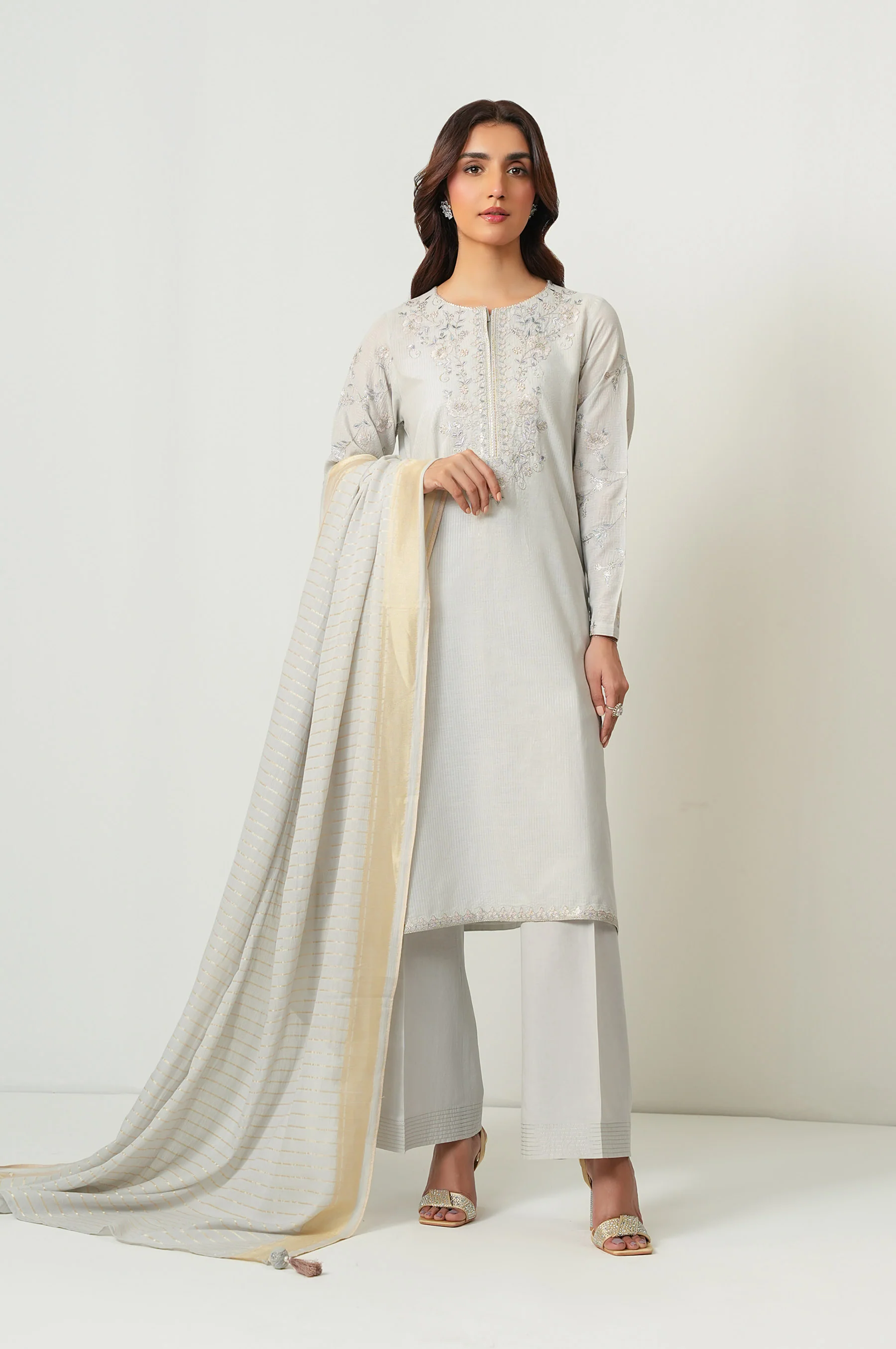 EMBROIDERED DOBBY STITCHED DUPATTA (FACTORY E-OUTLET)