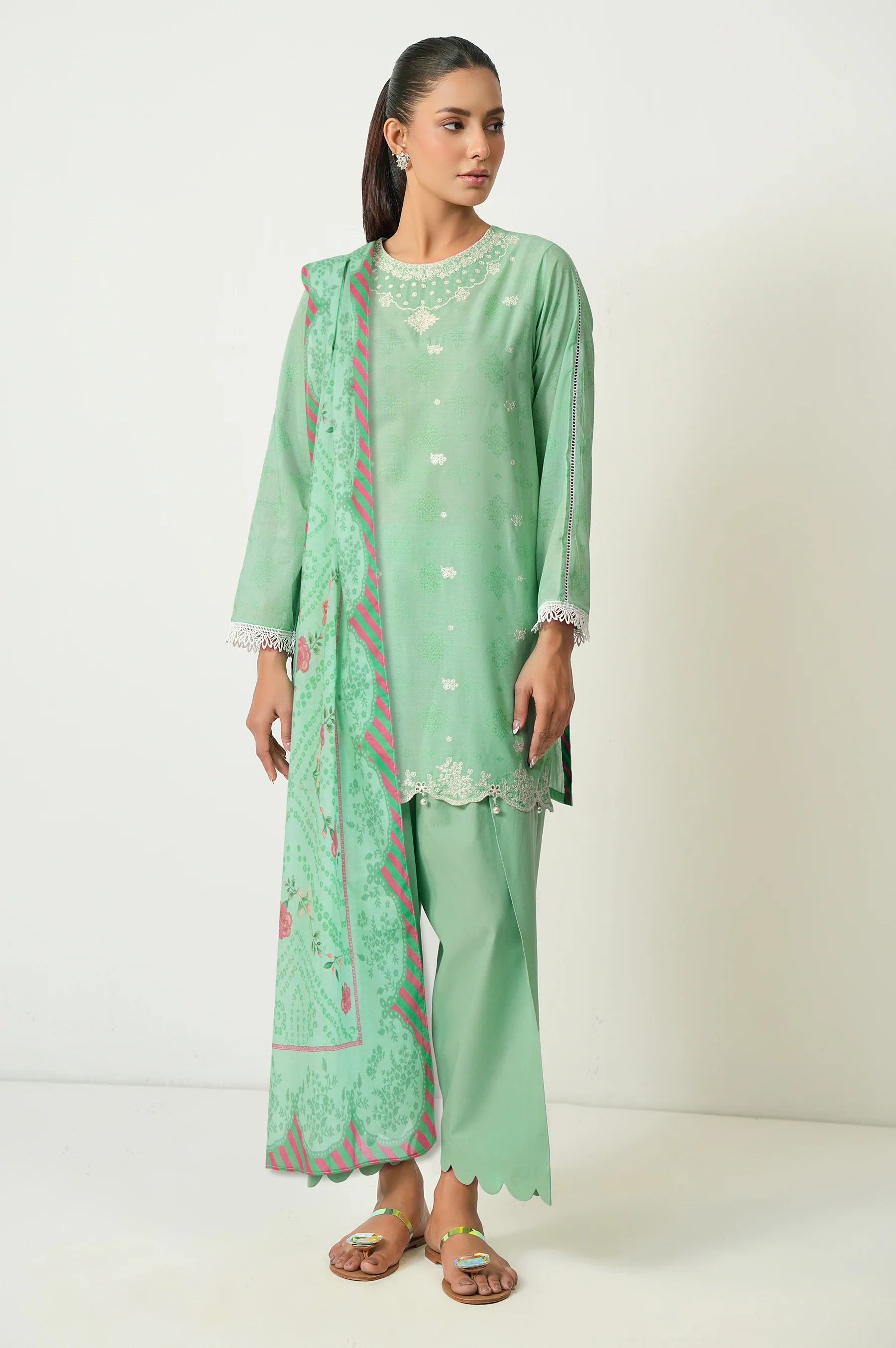EMBROIDERED LAWN STITCHED DUPATTA (FACTORY E-OUTLET)