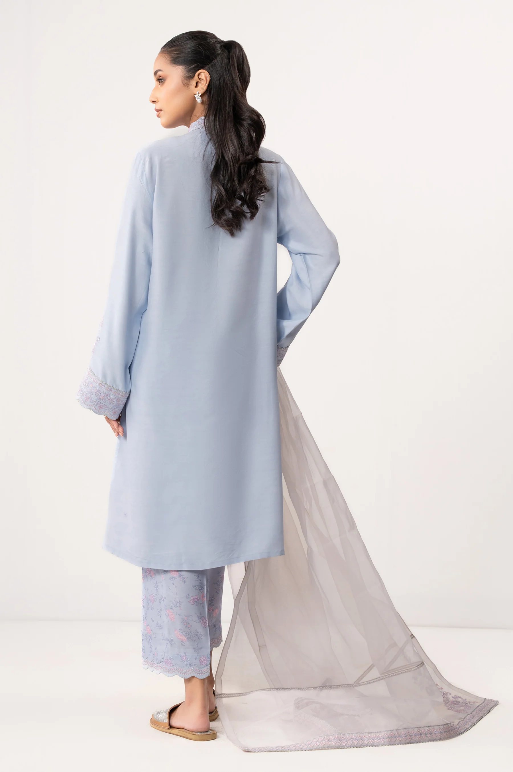 EMBROIDERED STITCHED DUPATTA (FACTORY E-OUTLET) - Image 4
