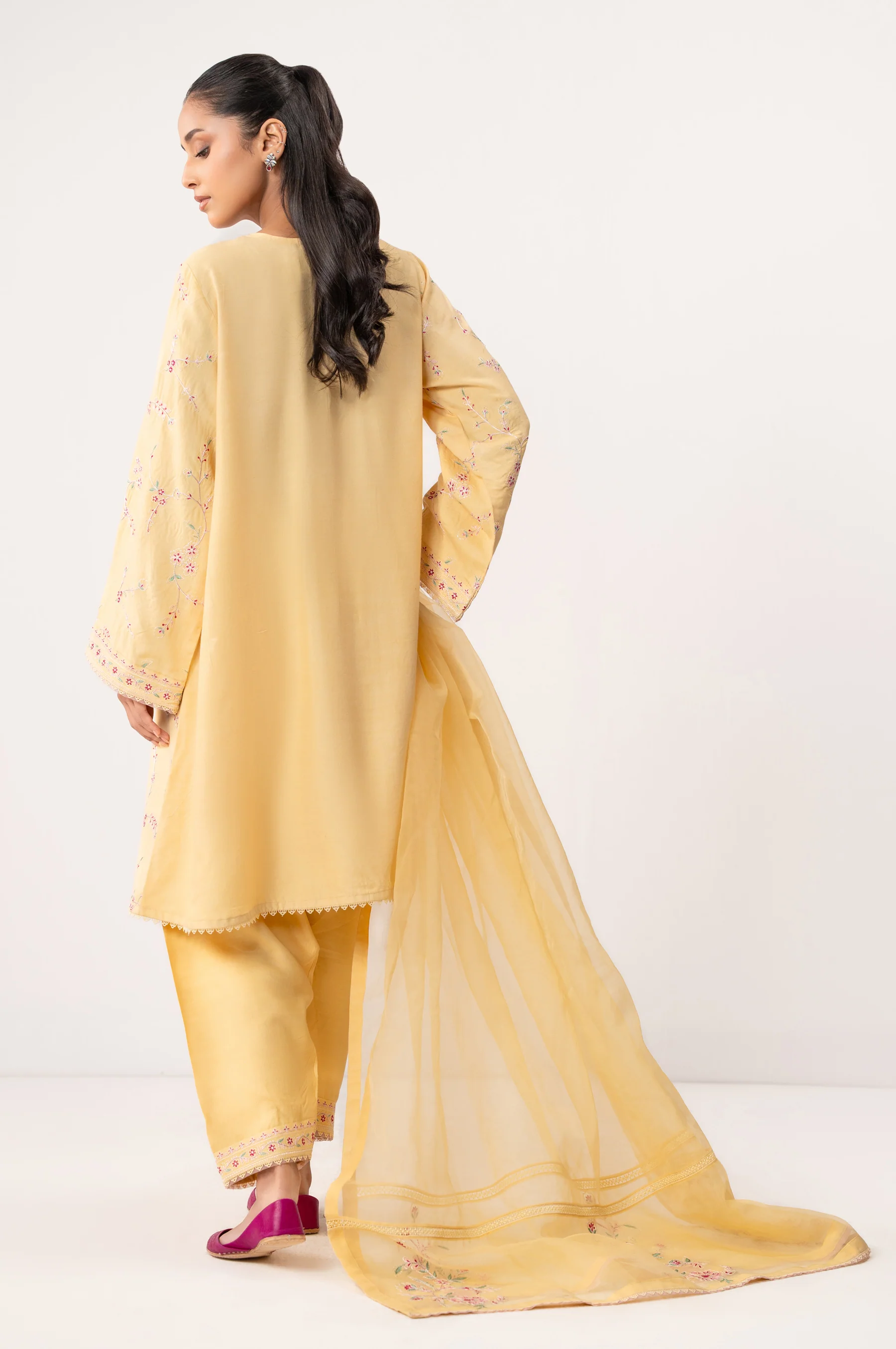 STITCHED EMBROIDERED OAK SILK SUIT - Image 5