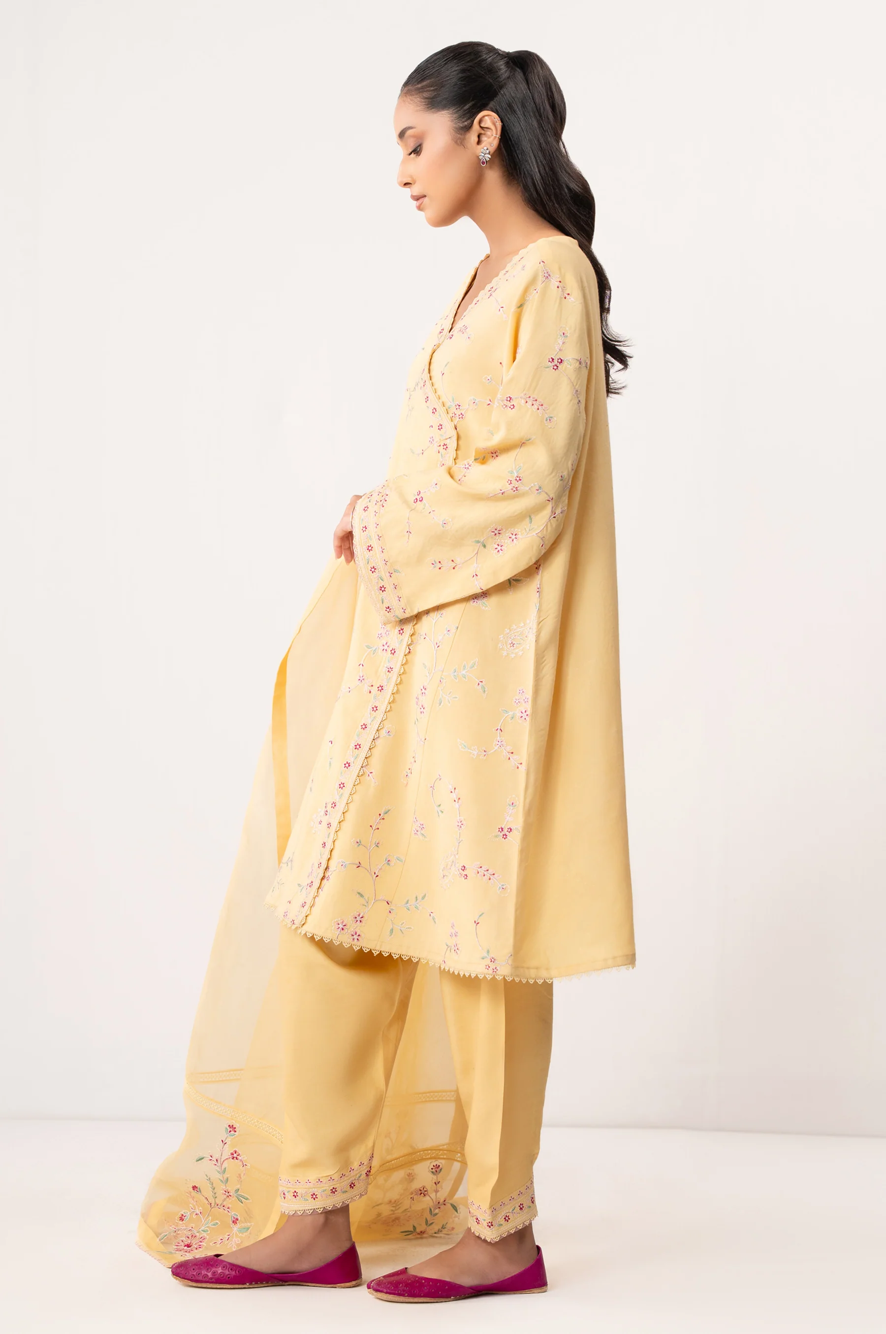 STITCHED EMBROIDERED OAK SILK SUIT - Image 6