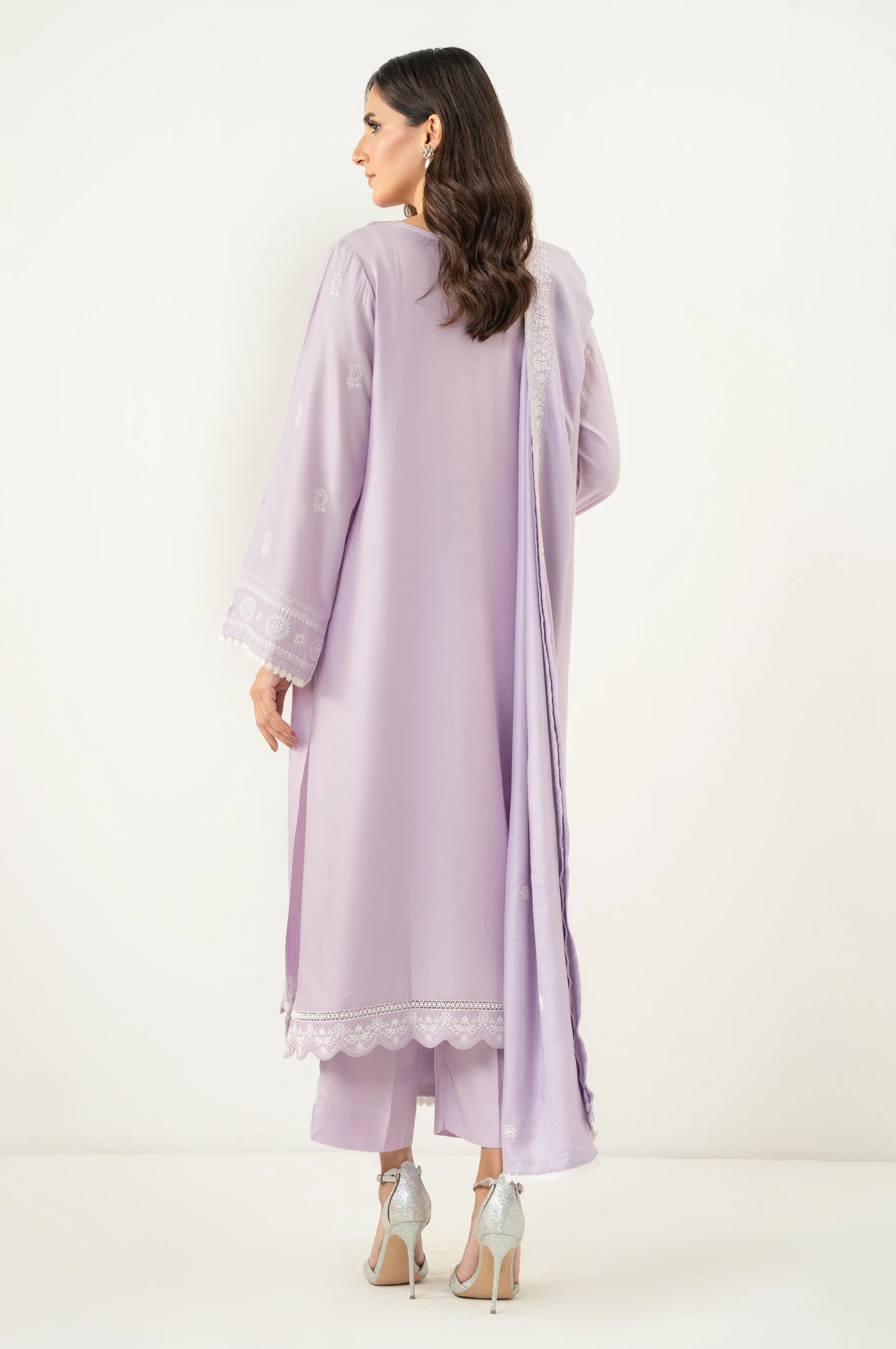 EMBROIDERED CHIKANKARI STITCHED DUPATTA (FACTORY E-OUTLET) - Image 3