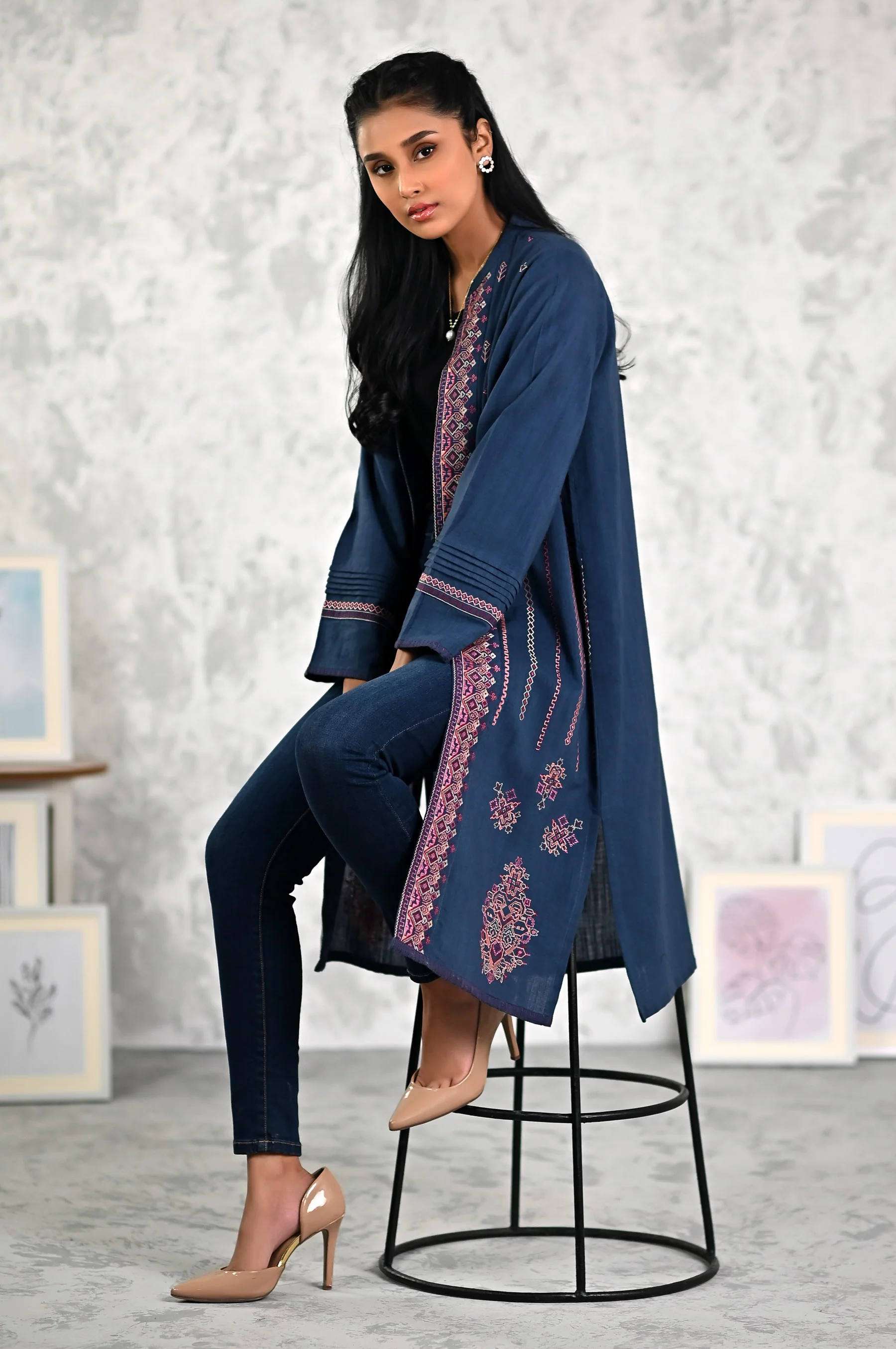 Stitched 1 Piece Embroidered Khaddar Jacket - Image 2